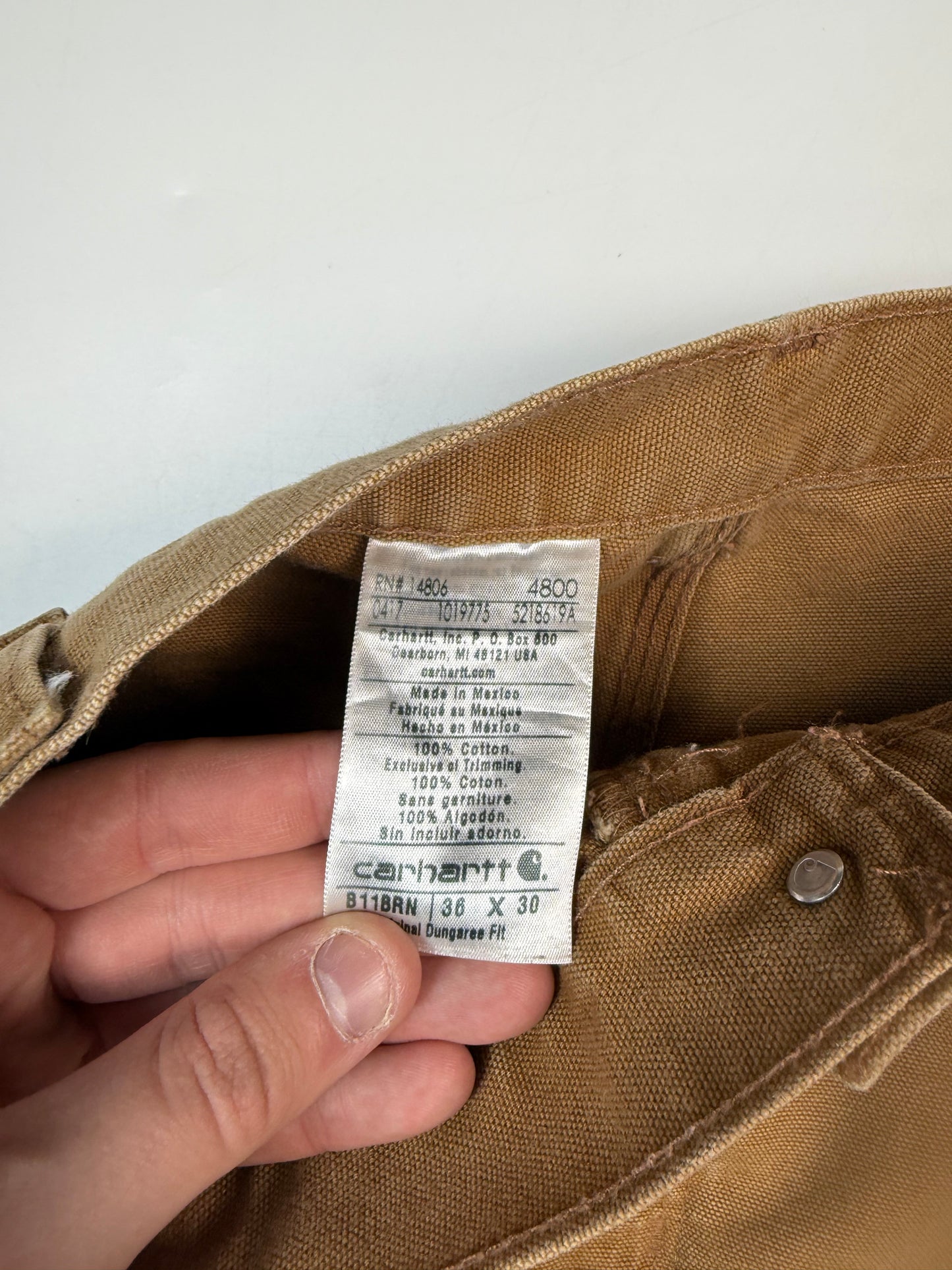 Carhartt baggy carpenter pants (W36)