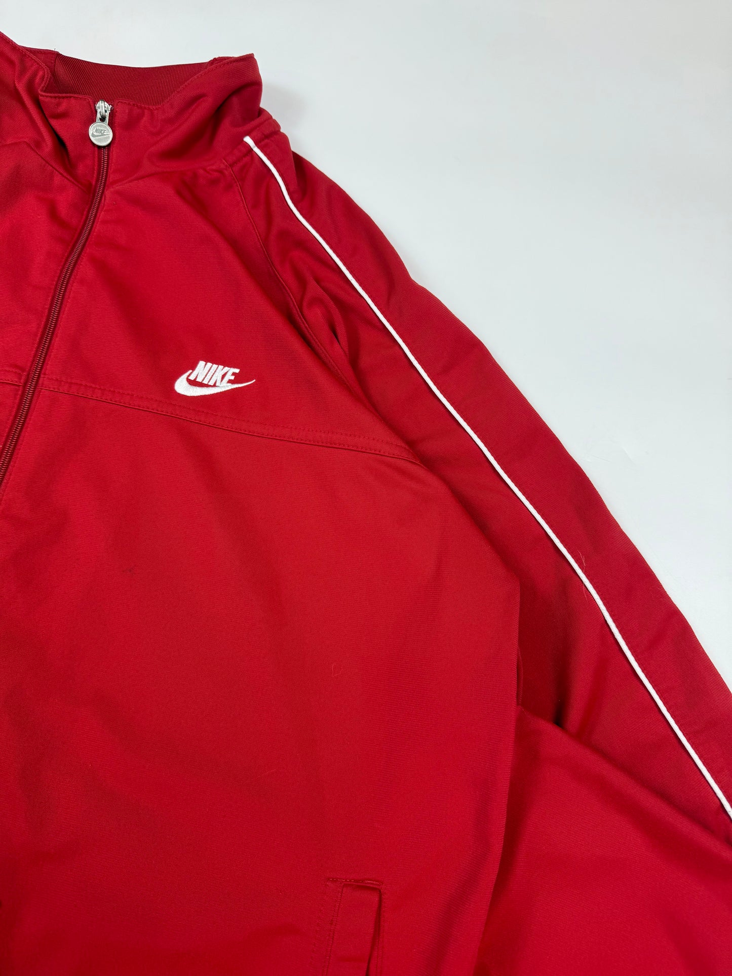 Vintage Nike small logo track jacket (XL)