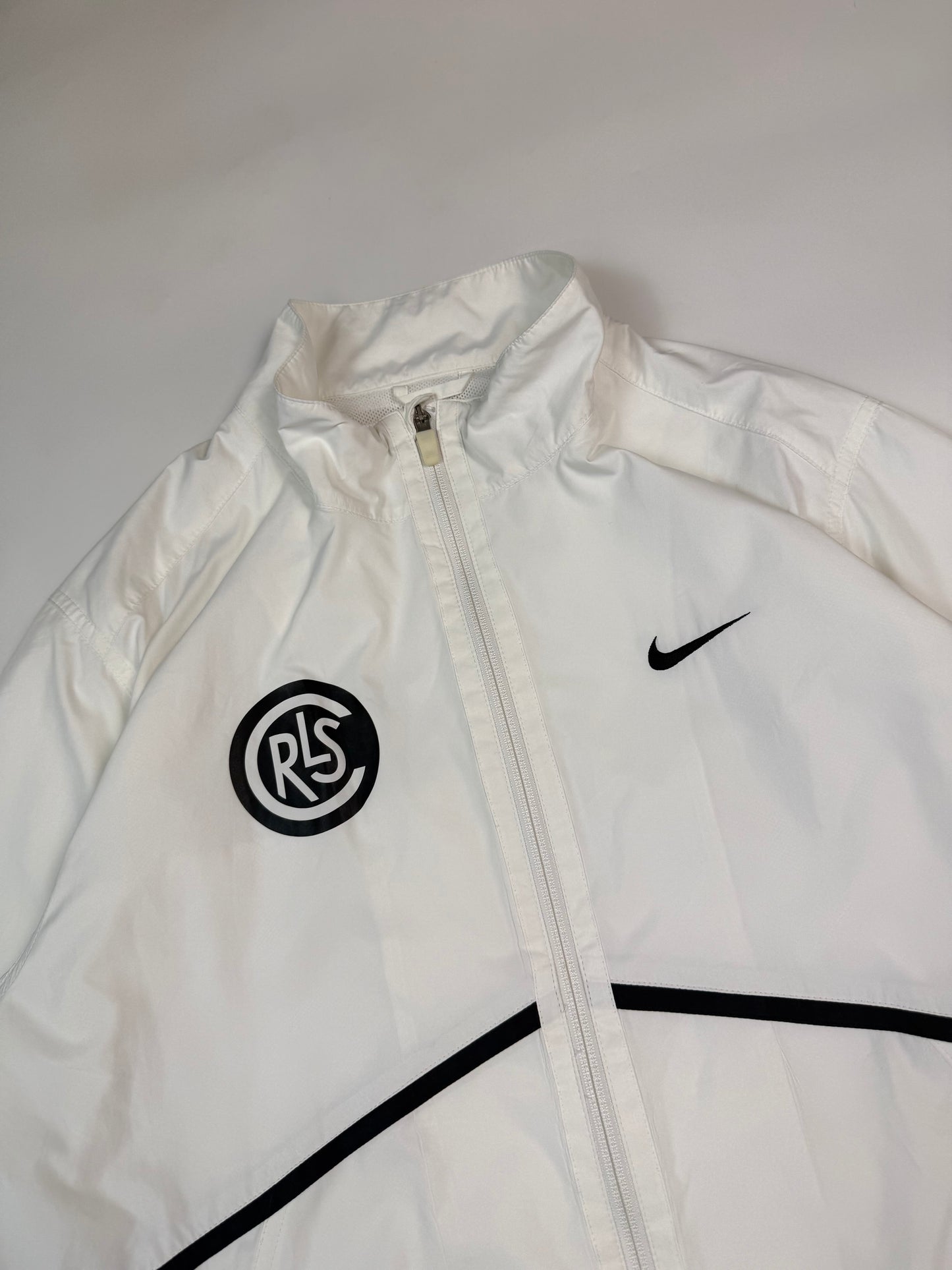 Nike court mini swoosh track jacket (L)