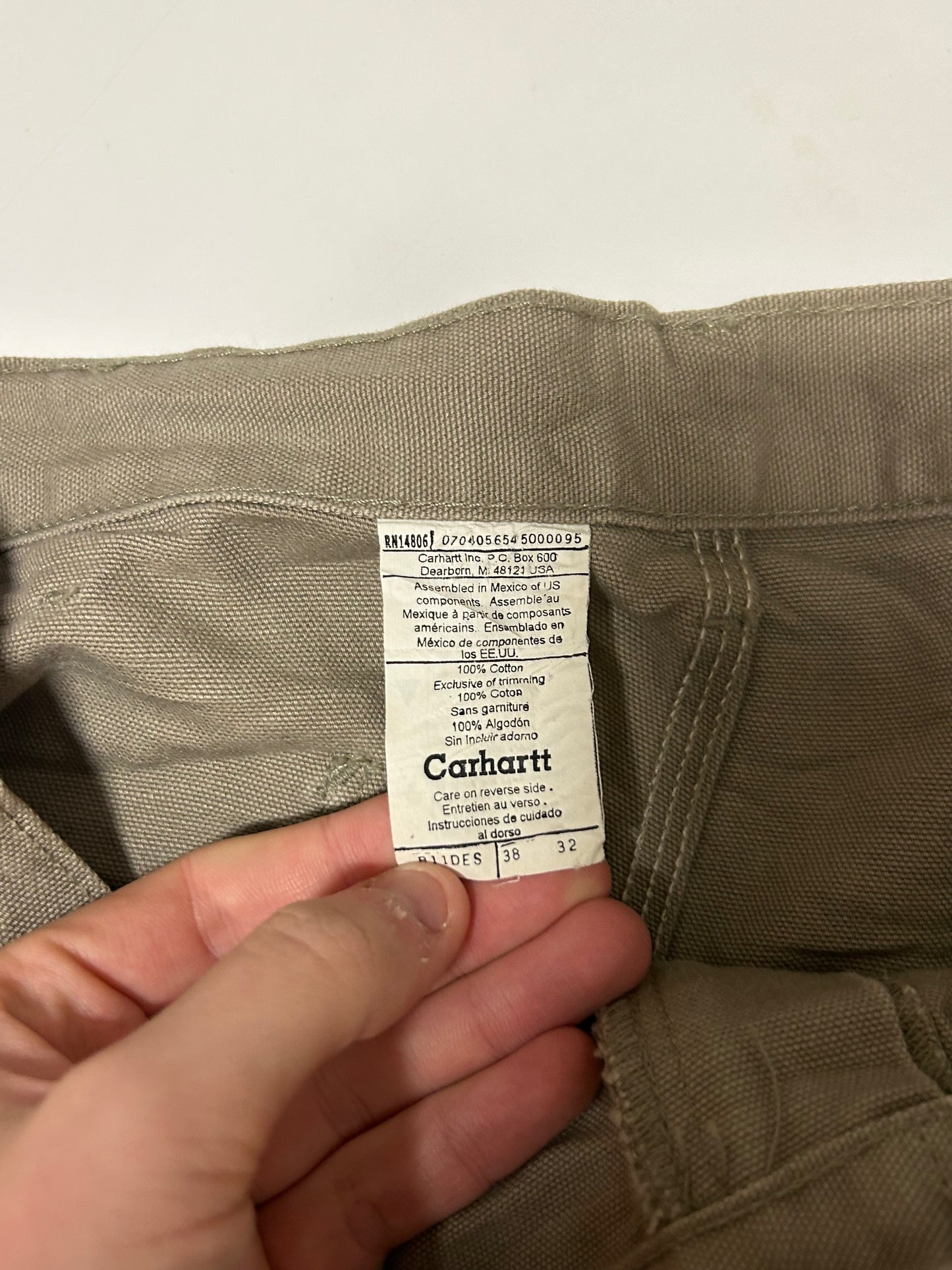 Vintage Carhartt baggy carpenter pants (W36)