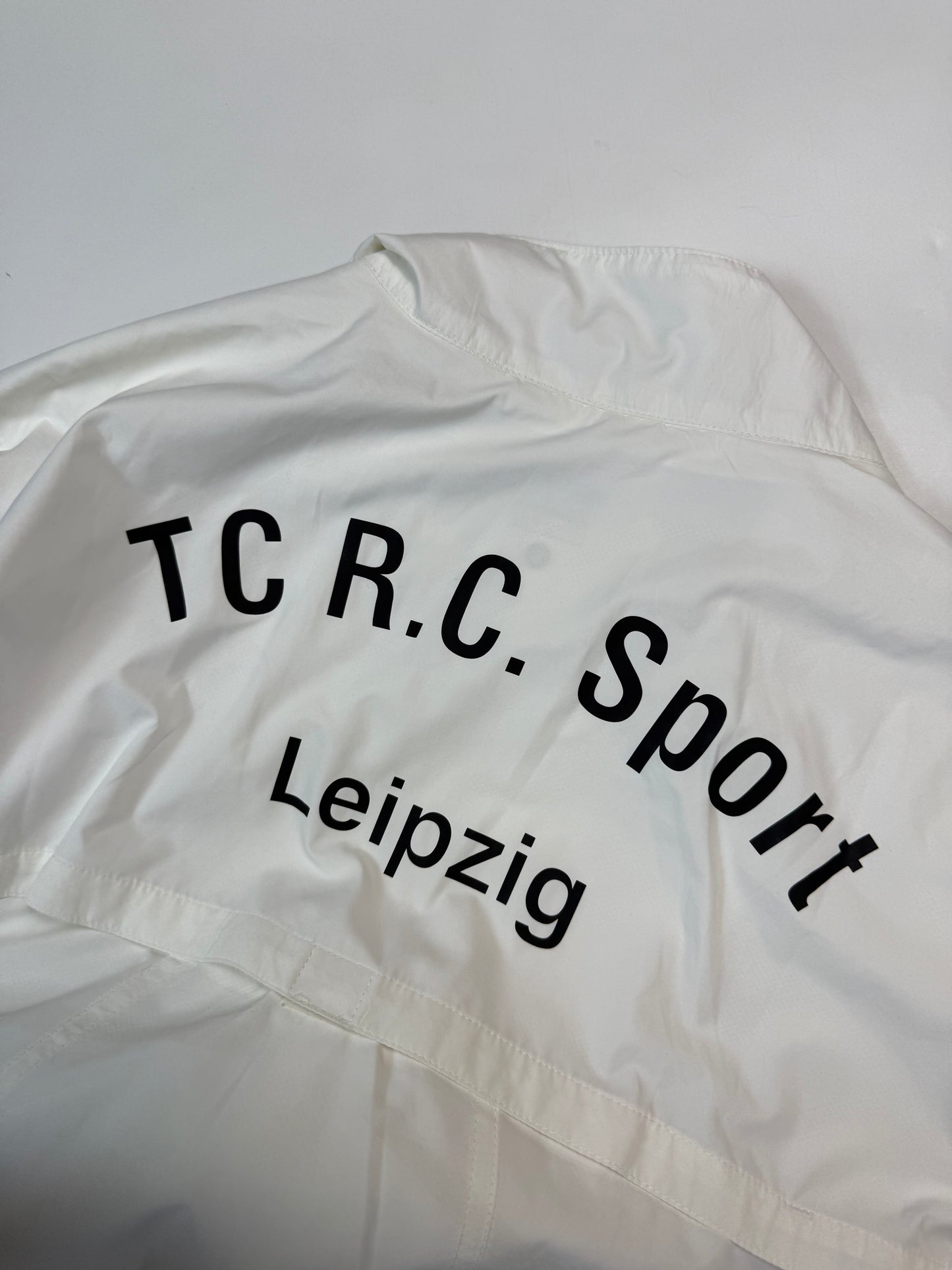 Nike court mini swoosh track jacket (L)