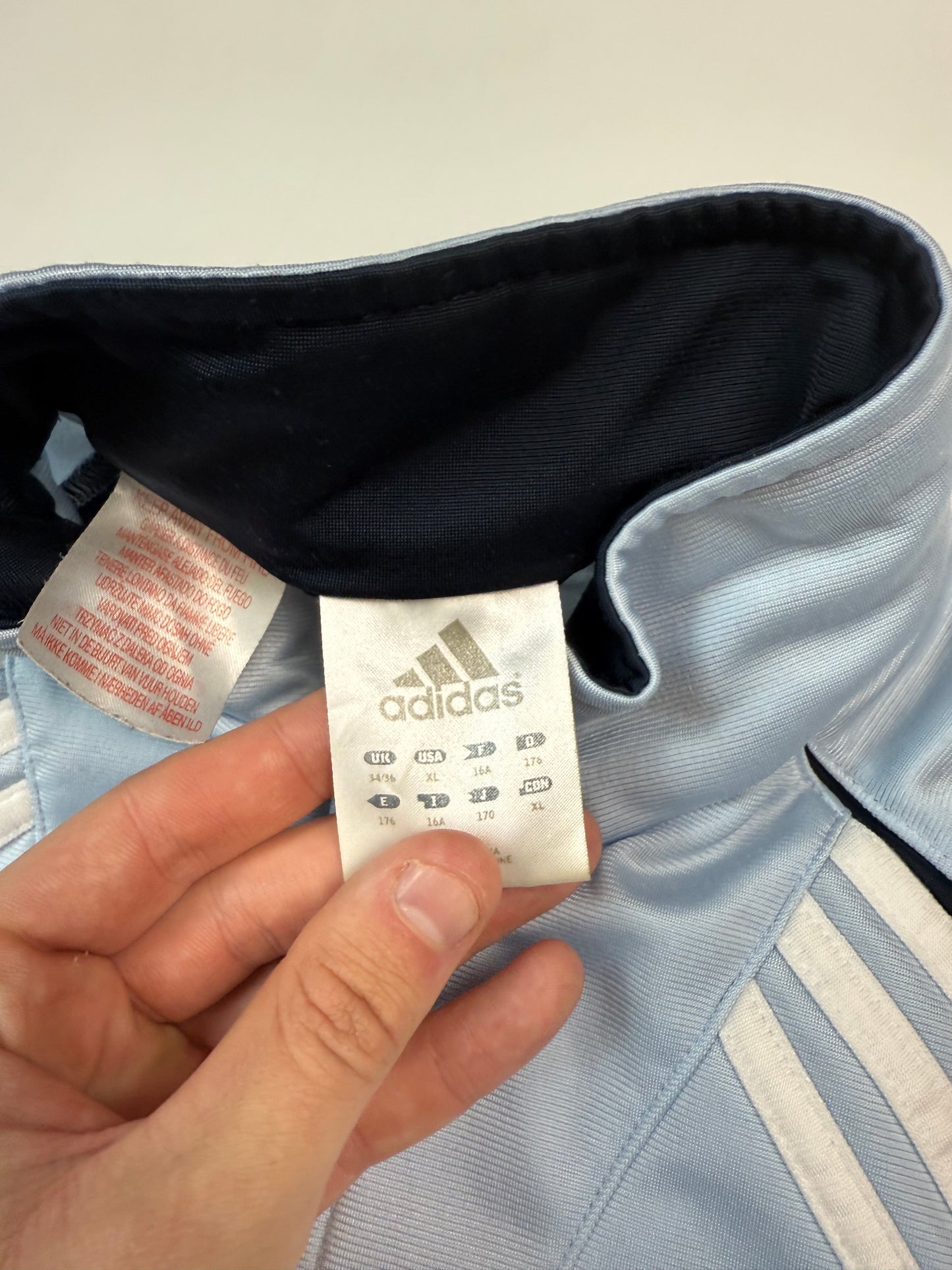 Vintage Adidas small logo track jacket (S)