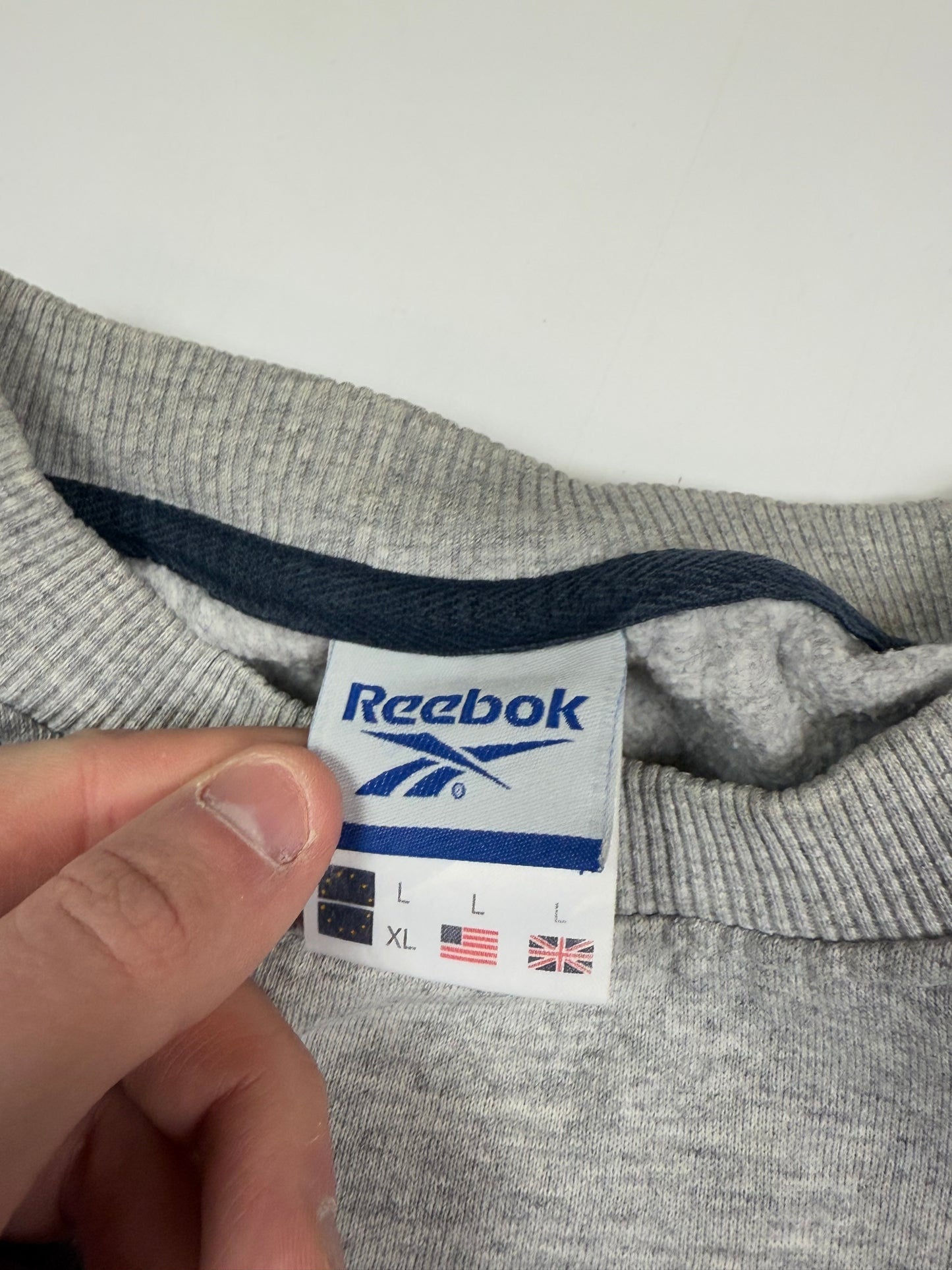 Vintage Reebok small logo sweatshirt (L)