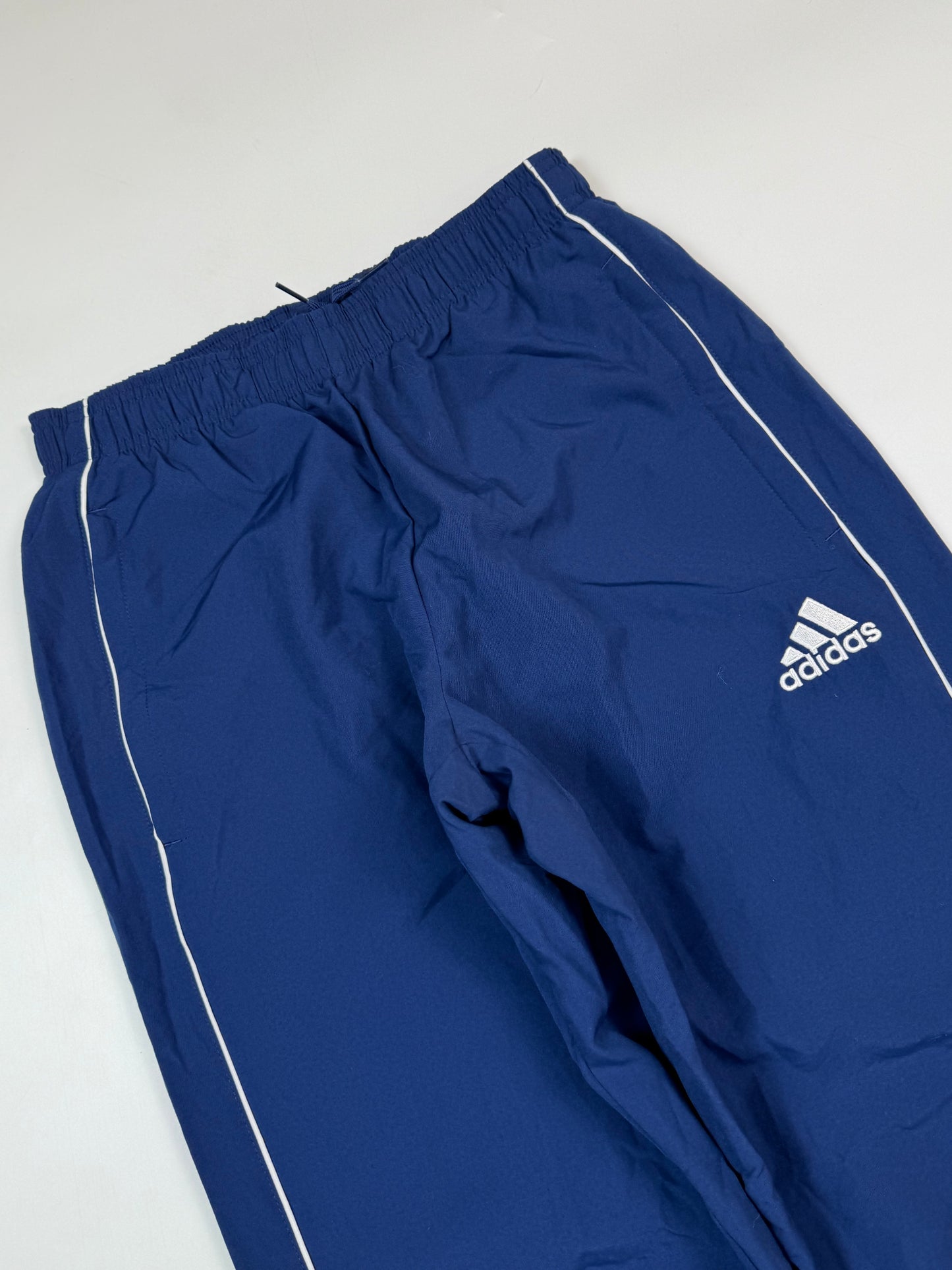 Adidas baggy track pants (S)
