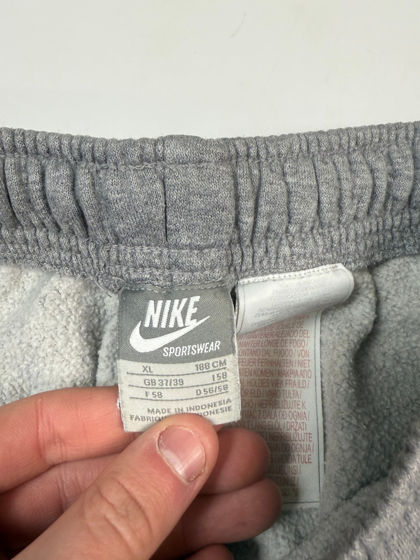 Vintage Nike baggy joggers (M)