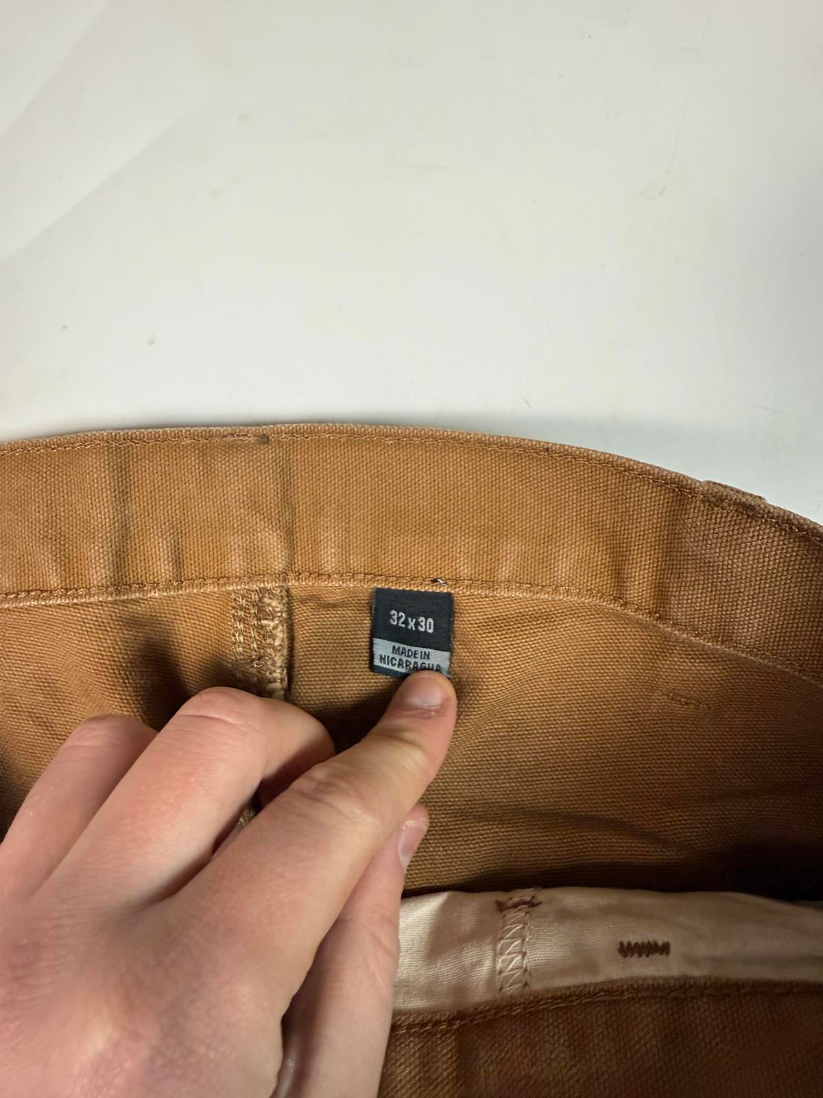 Carhartt baggy carpenter pants (W32)