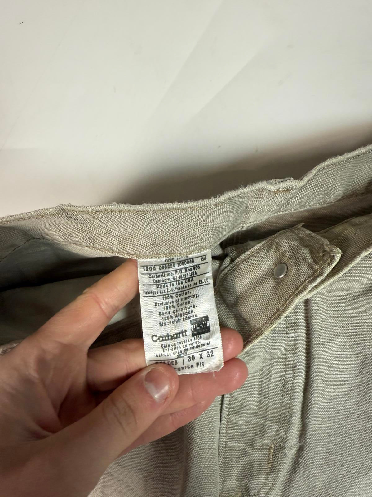 Vintage Carhartt baggy carpenter pants (W30)