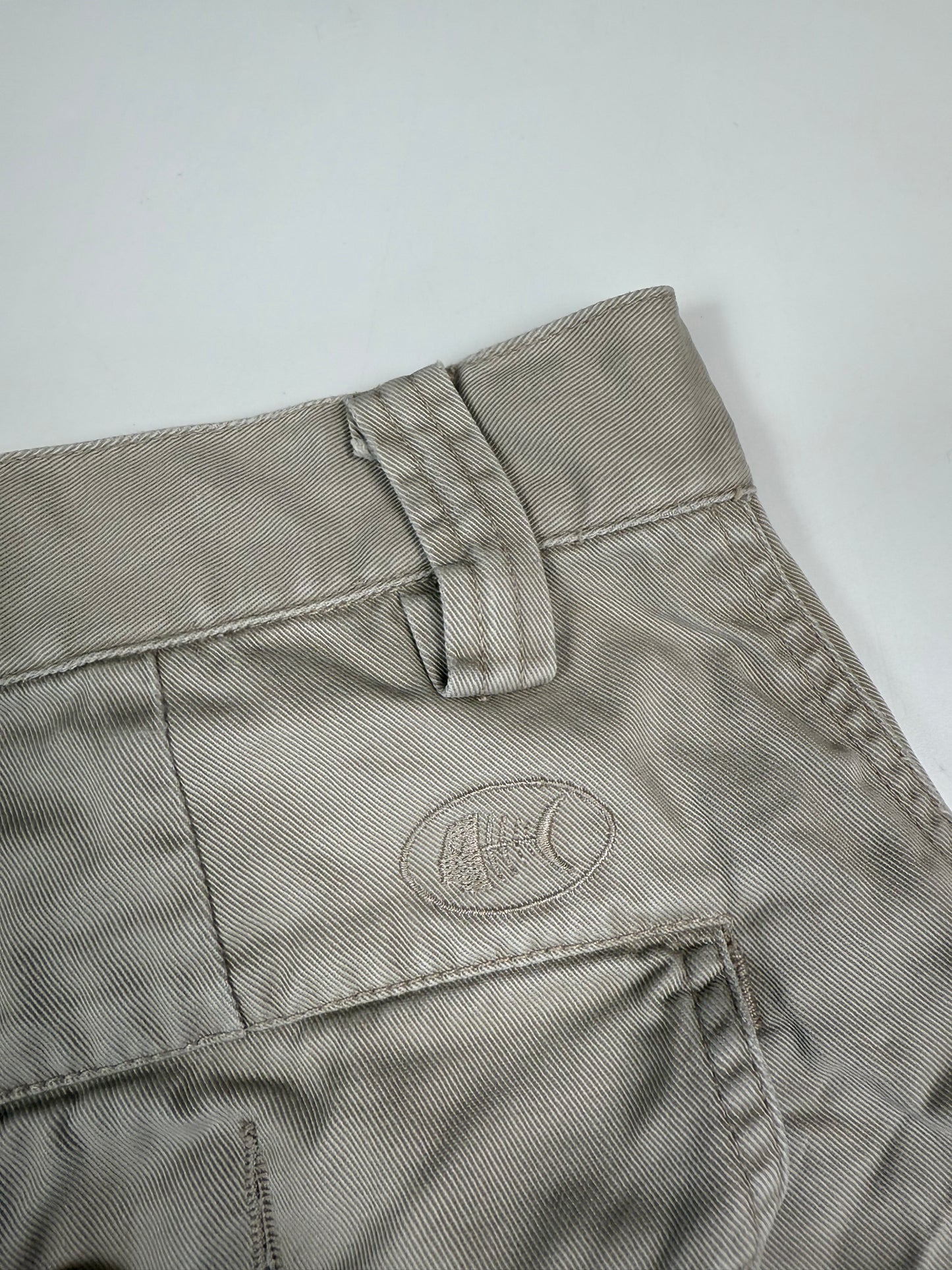 Vintage Fishbone baggy cargo shorts (W36)