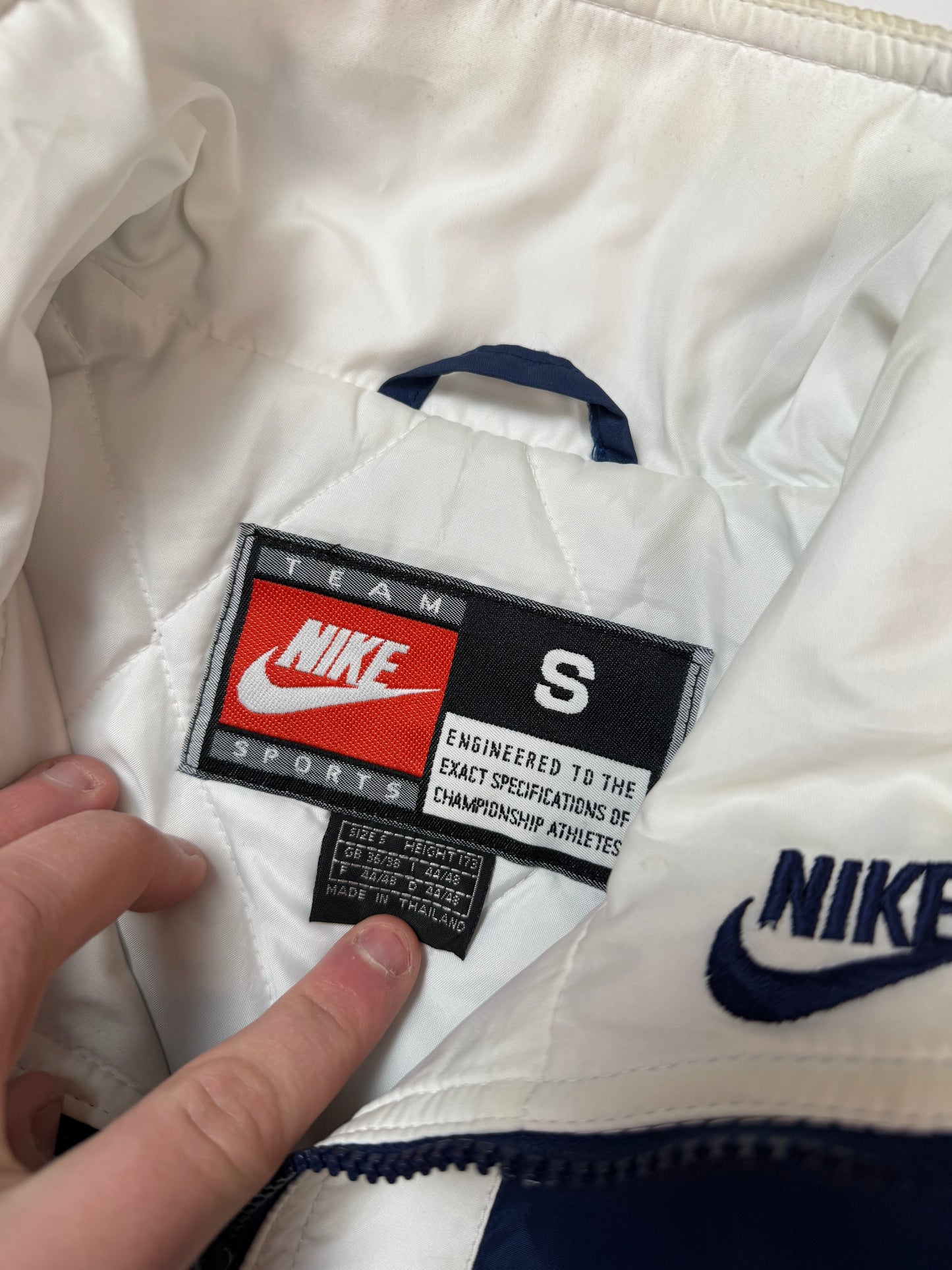 Vintage 90s Nike jacket (L)