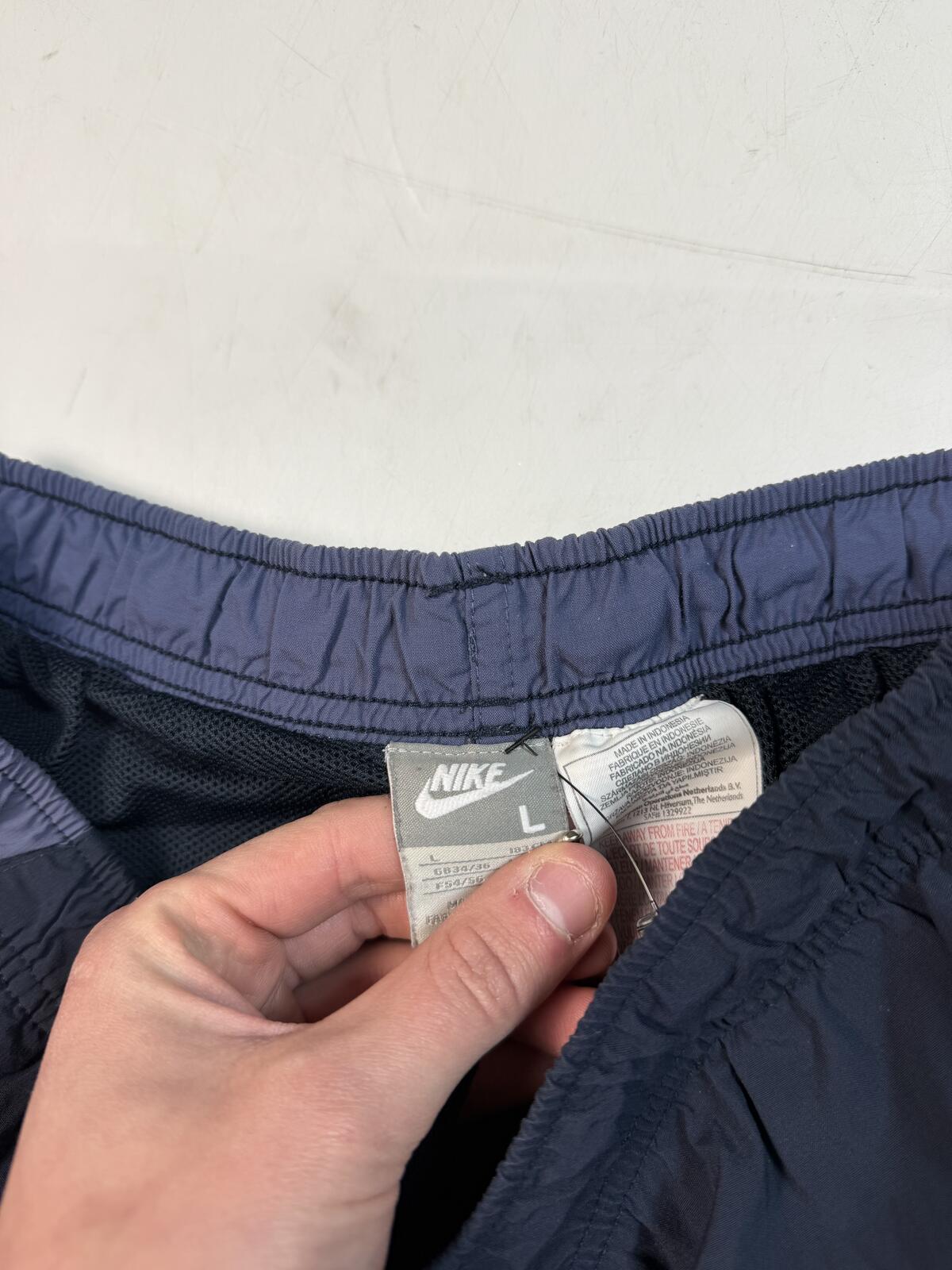 Vintage Nike baggy sport shorts (L)
