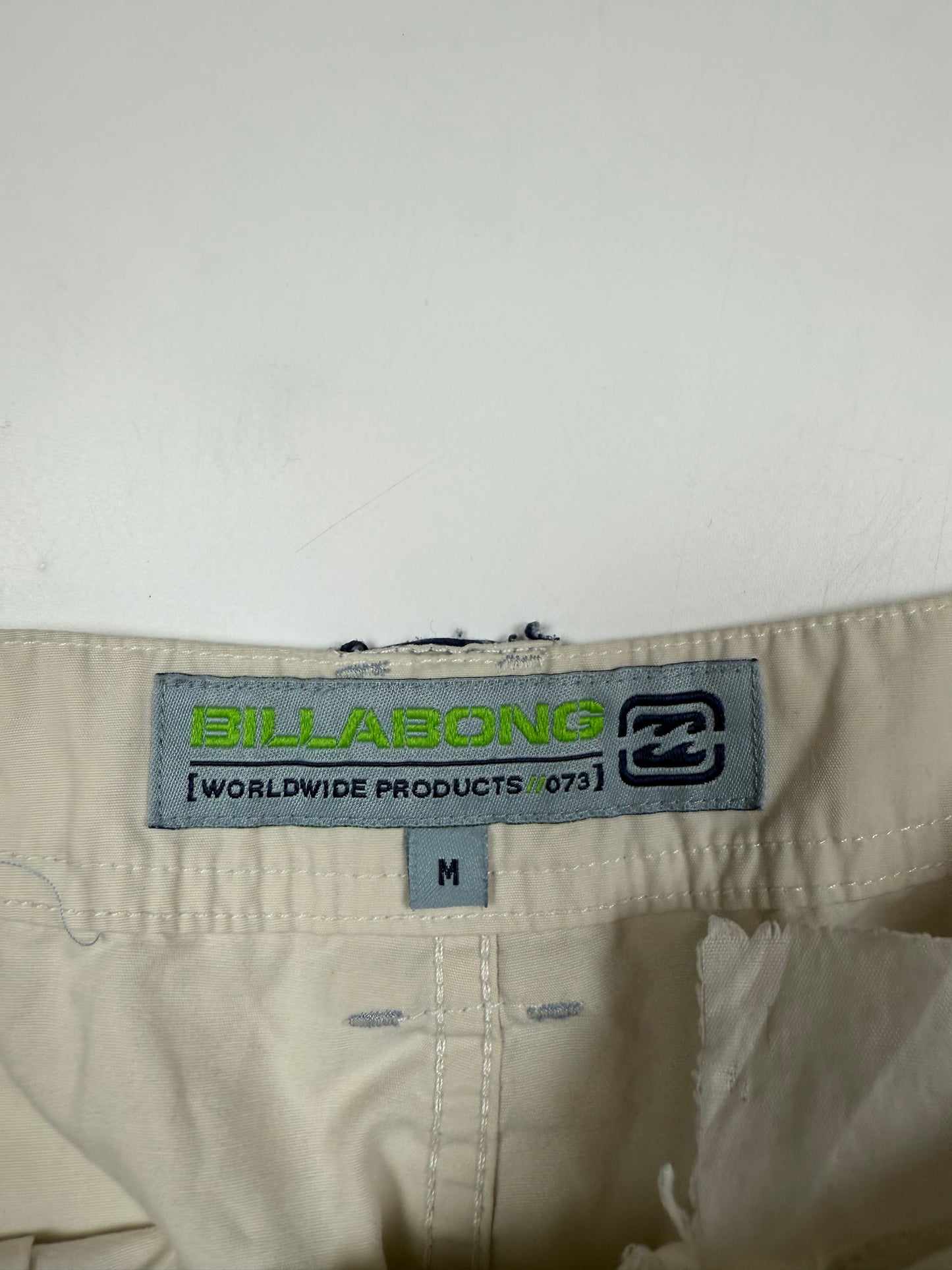 Vintage Billabong baggy cargo shorts (M)