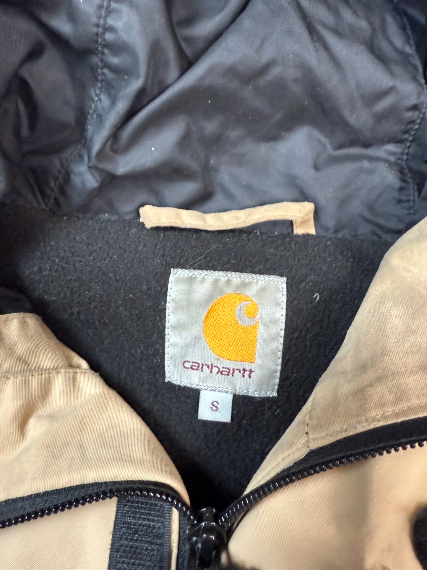 Carhartt shield jacket (S)