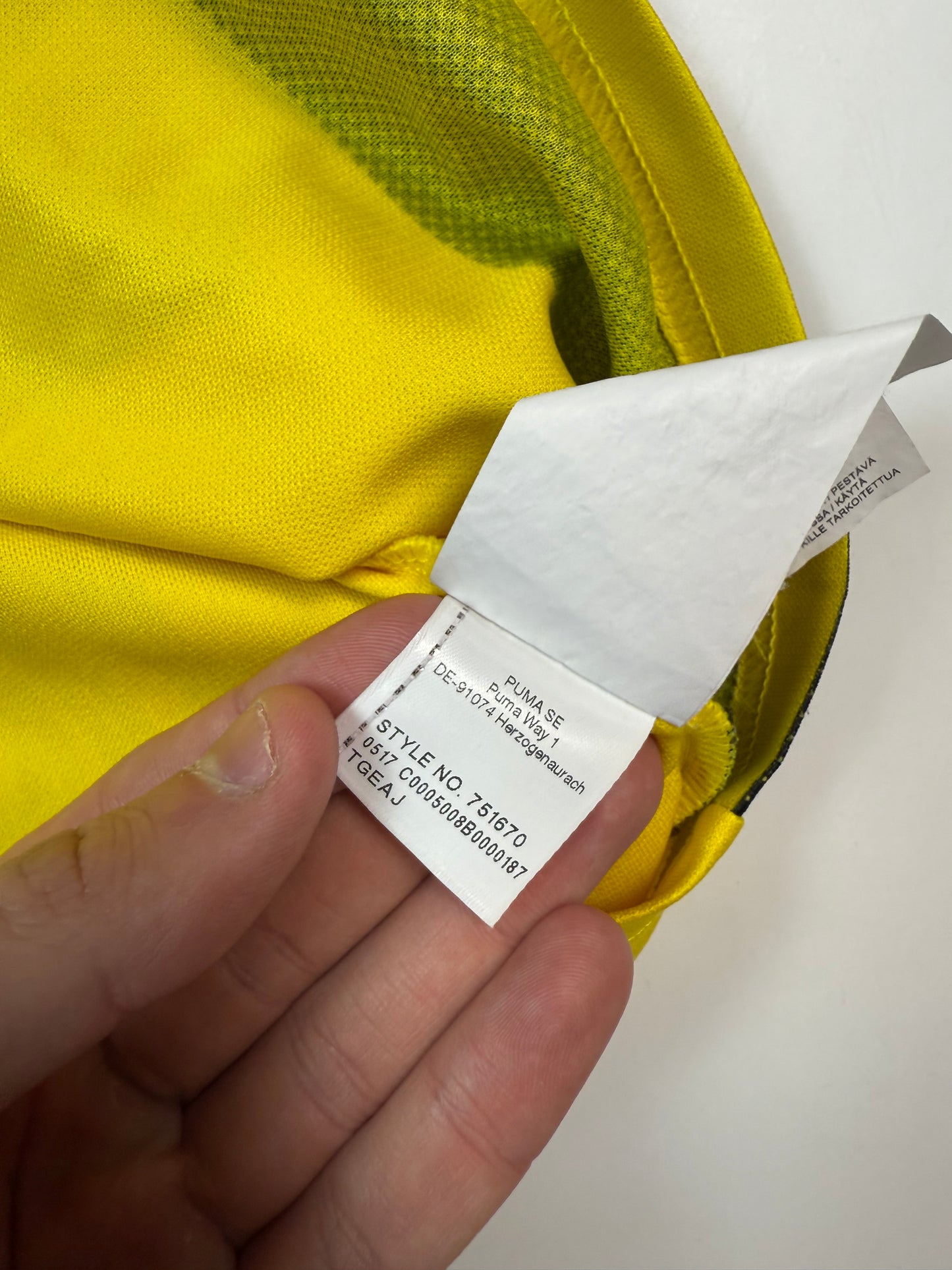 Borussia Dortmund 2017/18 Puma home football shirt (S)