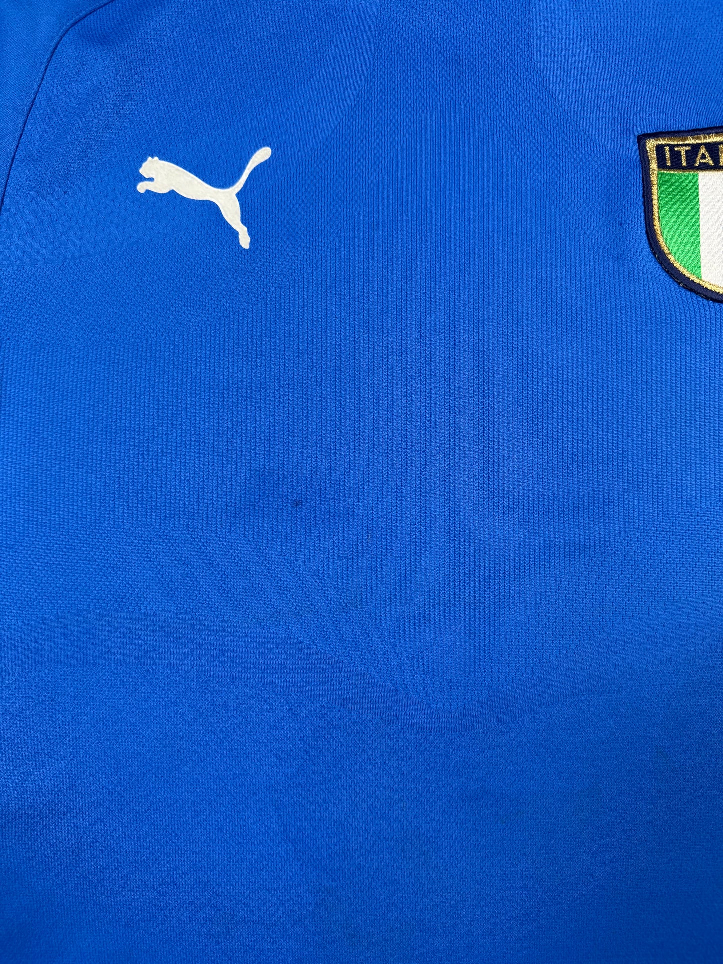 Vintage Italy 2003/04 Puma home football shirt (M)