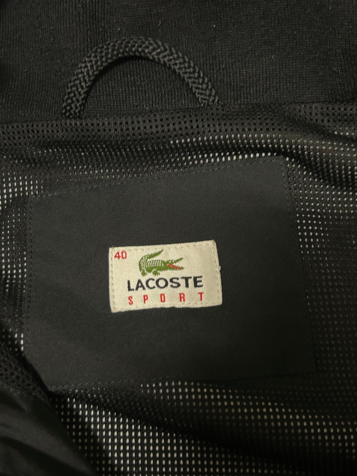 Lacoste sport waterproof rain jacket (M)