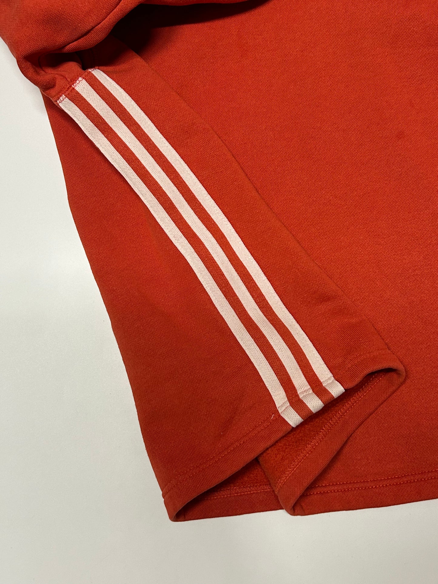 Vintage Adidas small logo sweatshirt (S)