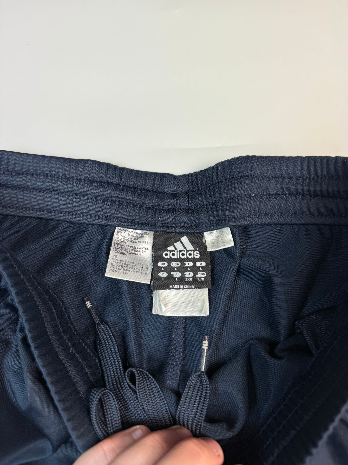 Vintage Adidas baggy track pants (L)