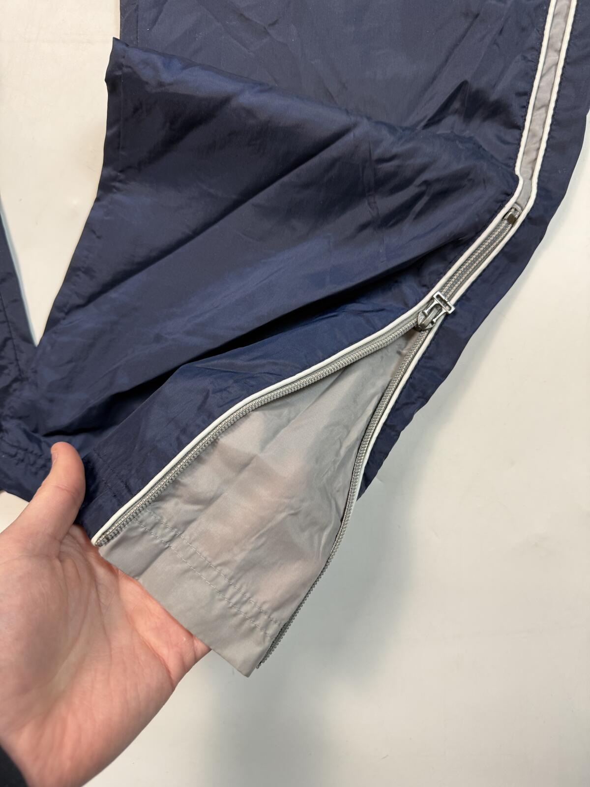 Vintage Nike side stripe baggy track pants (M)
