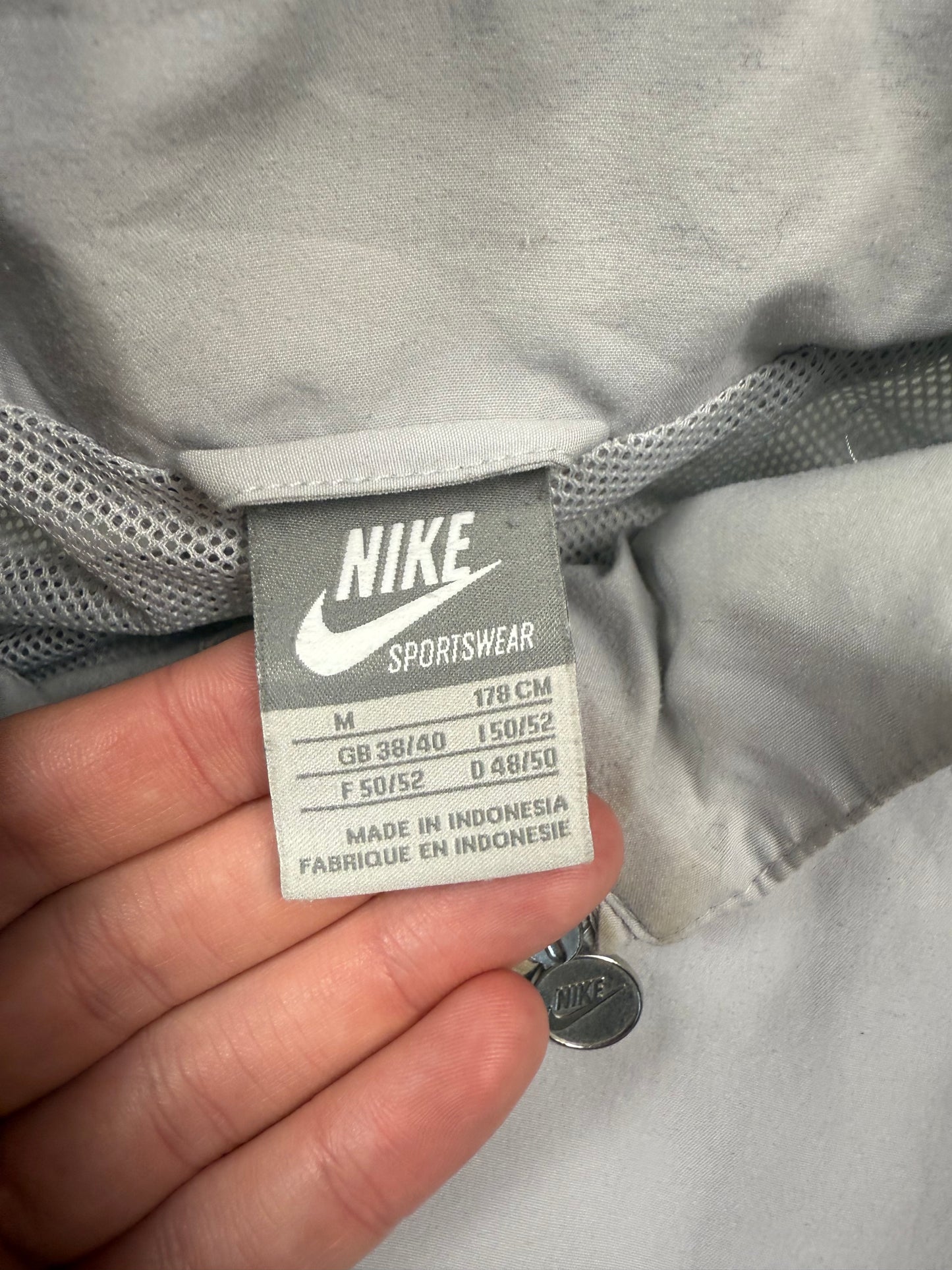 Vintage Nike track jacket (M)