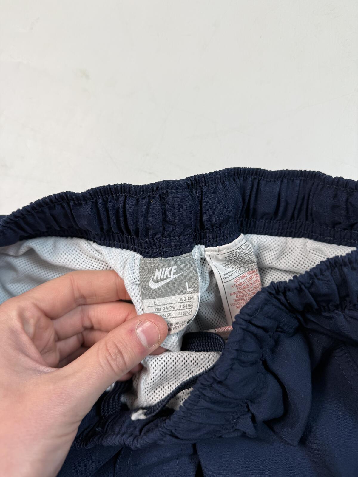Vintage Nike baggy track pants (L)