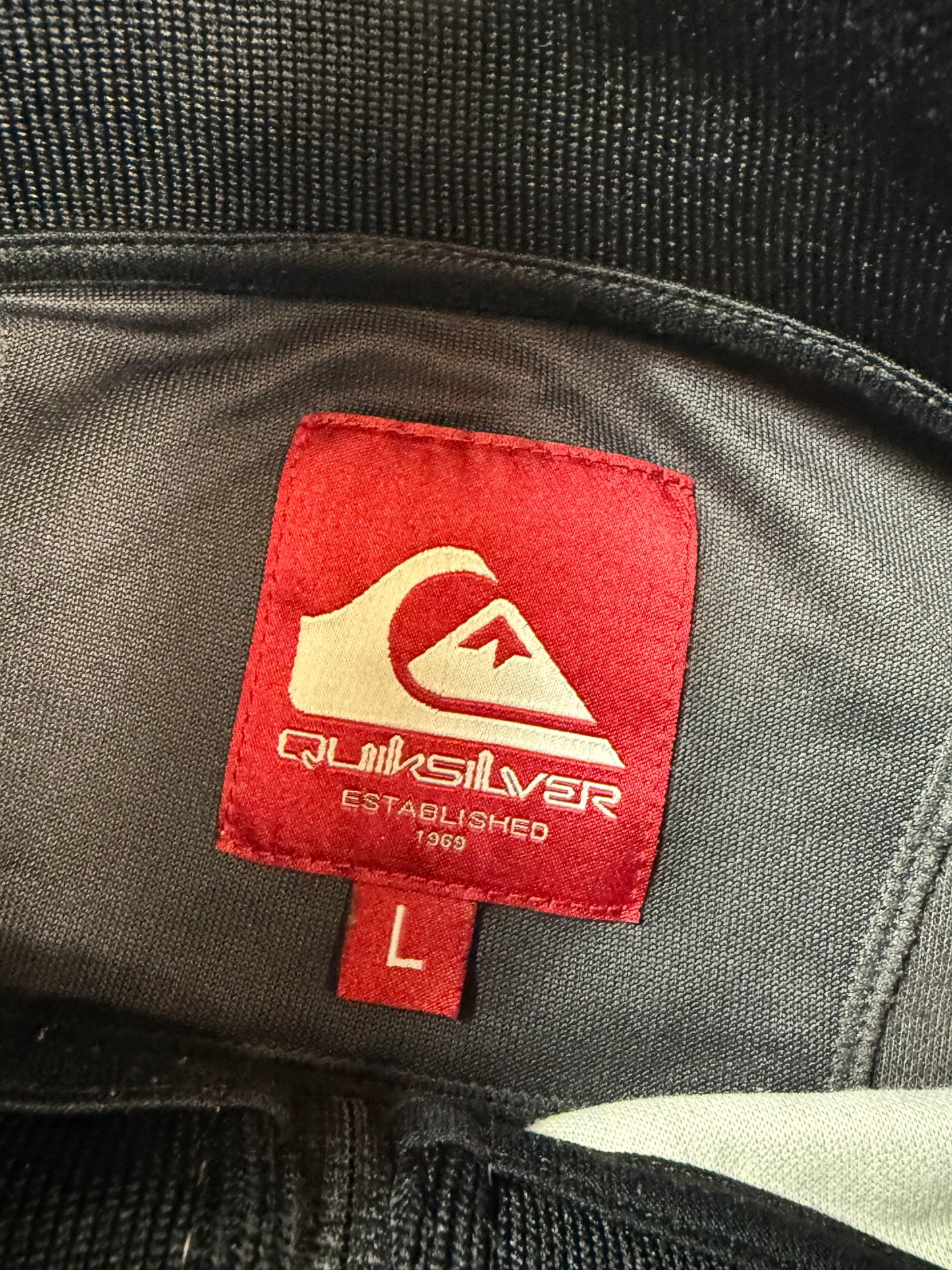 Vintage Quiksilver all over print track top (L)