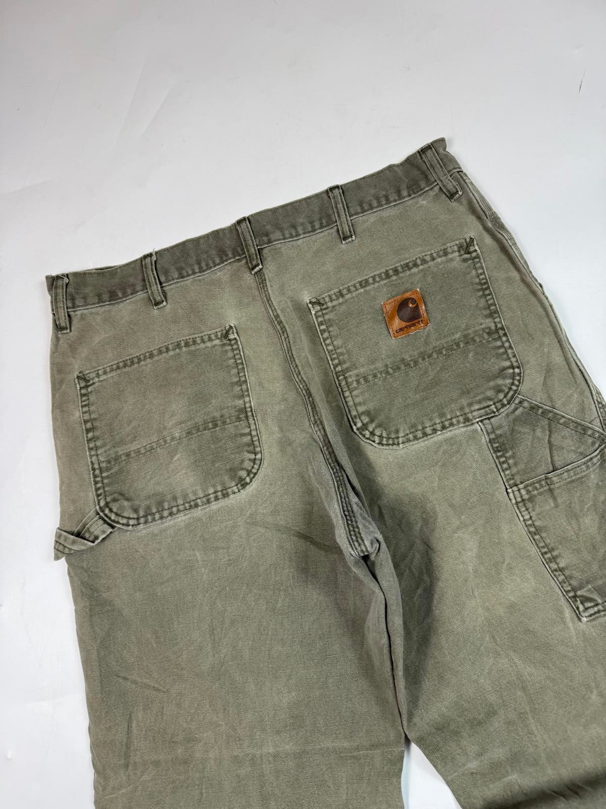Vintage Carhartt baggy carpenter pants (W34)