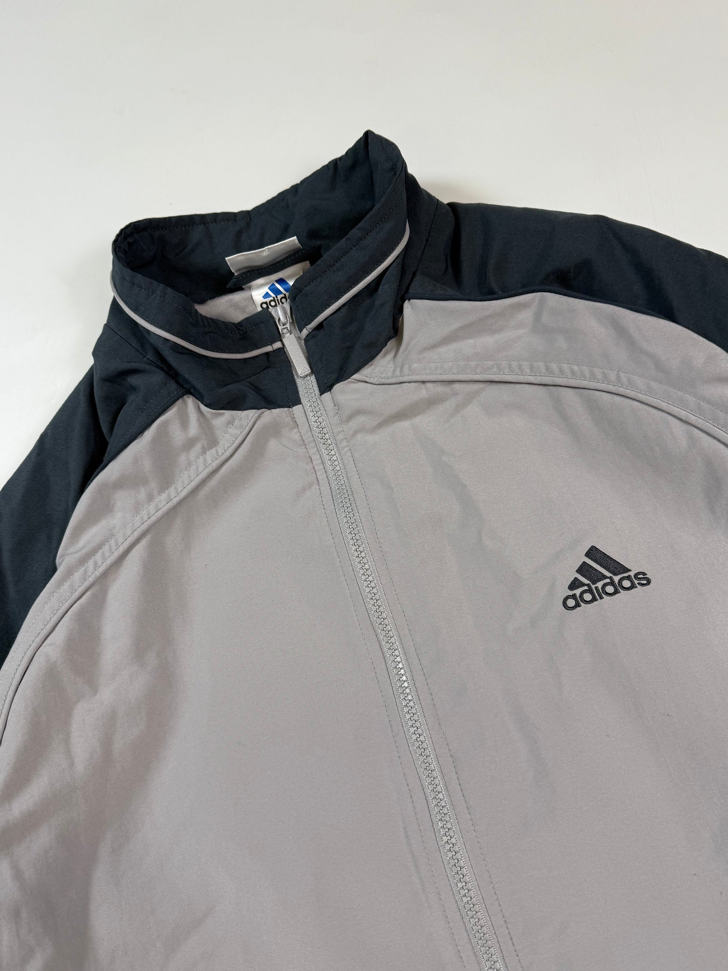 Vintage Adidas track jacket (L)