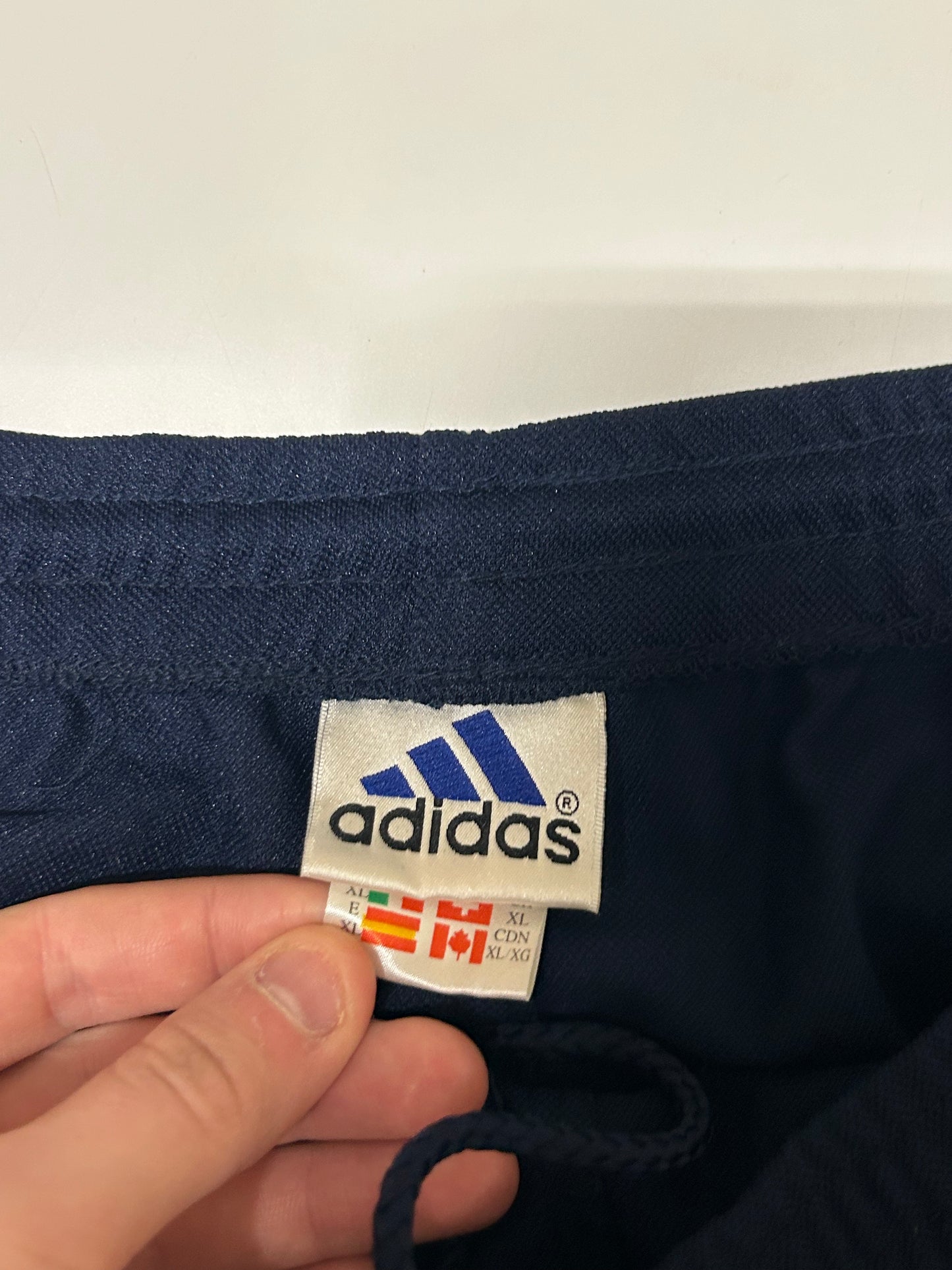 Vintage 90s Adidas baggy track pants (XL)