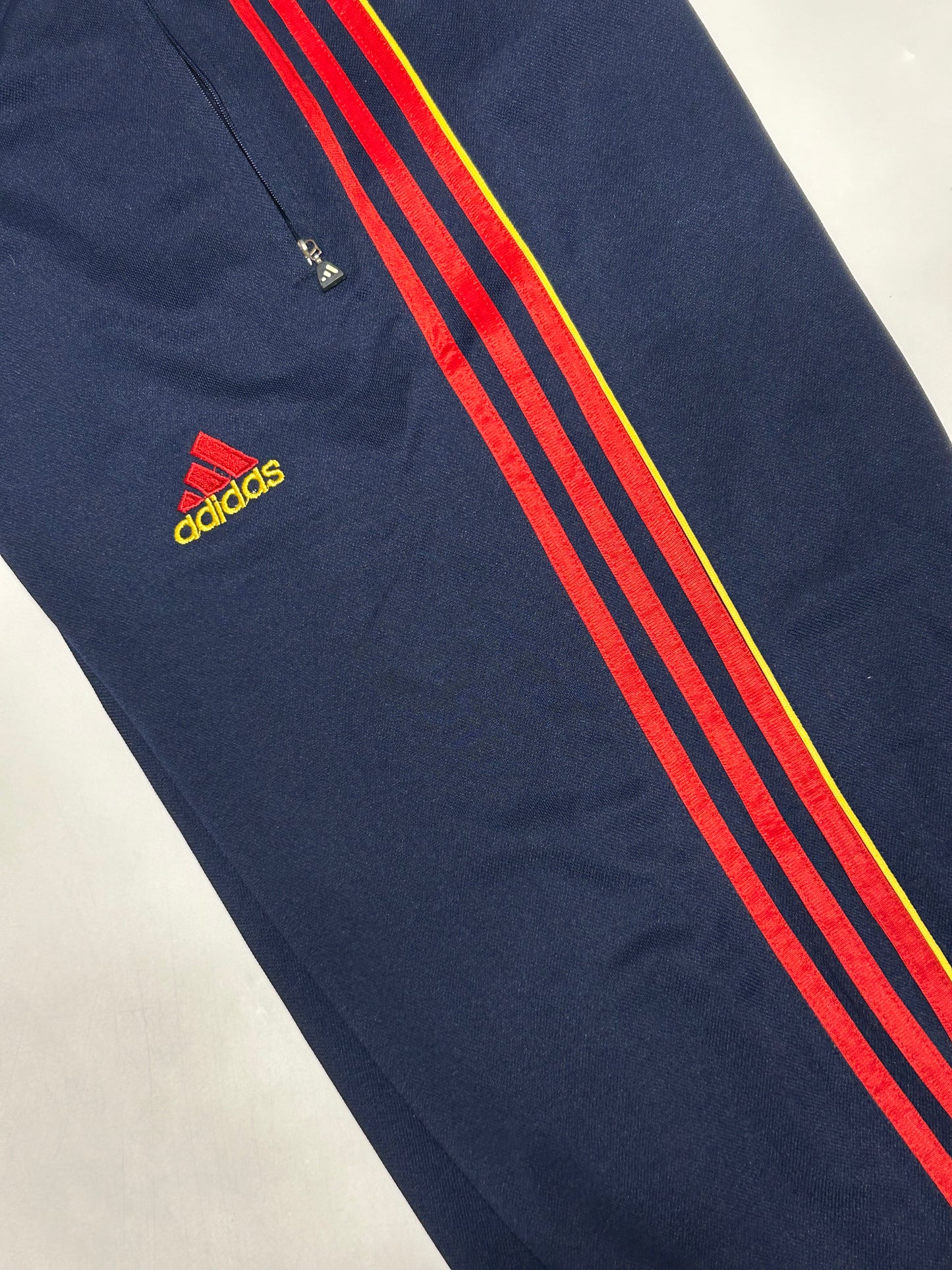 Vintage 90s Adidas baggy track pants (XL)