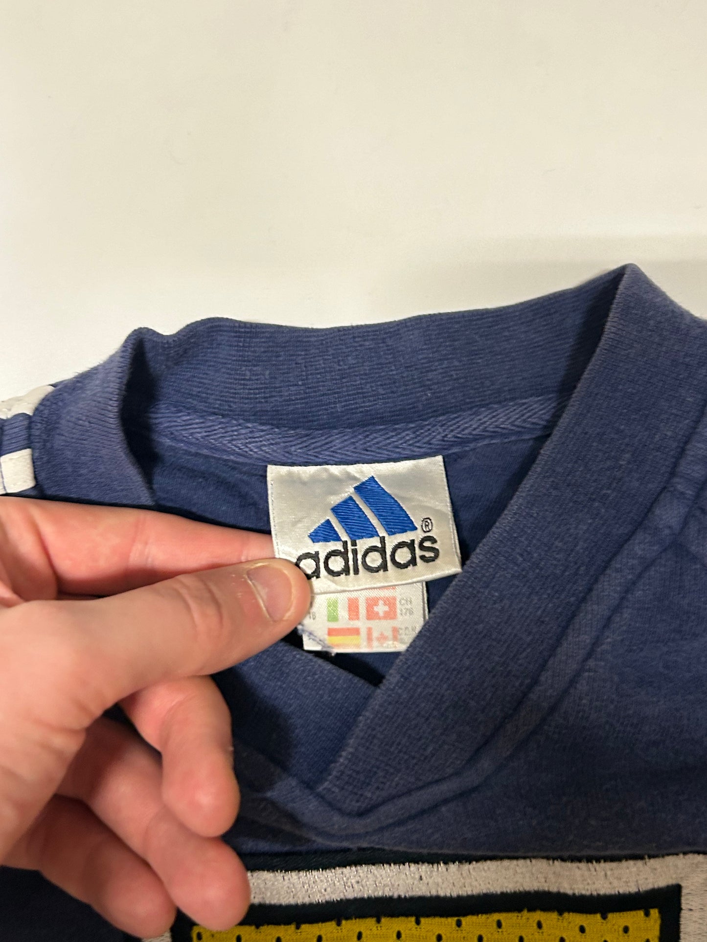 Vintage 90s Adidas centre logo sweatshirt (S)