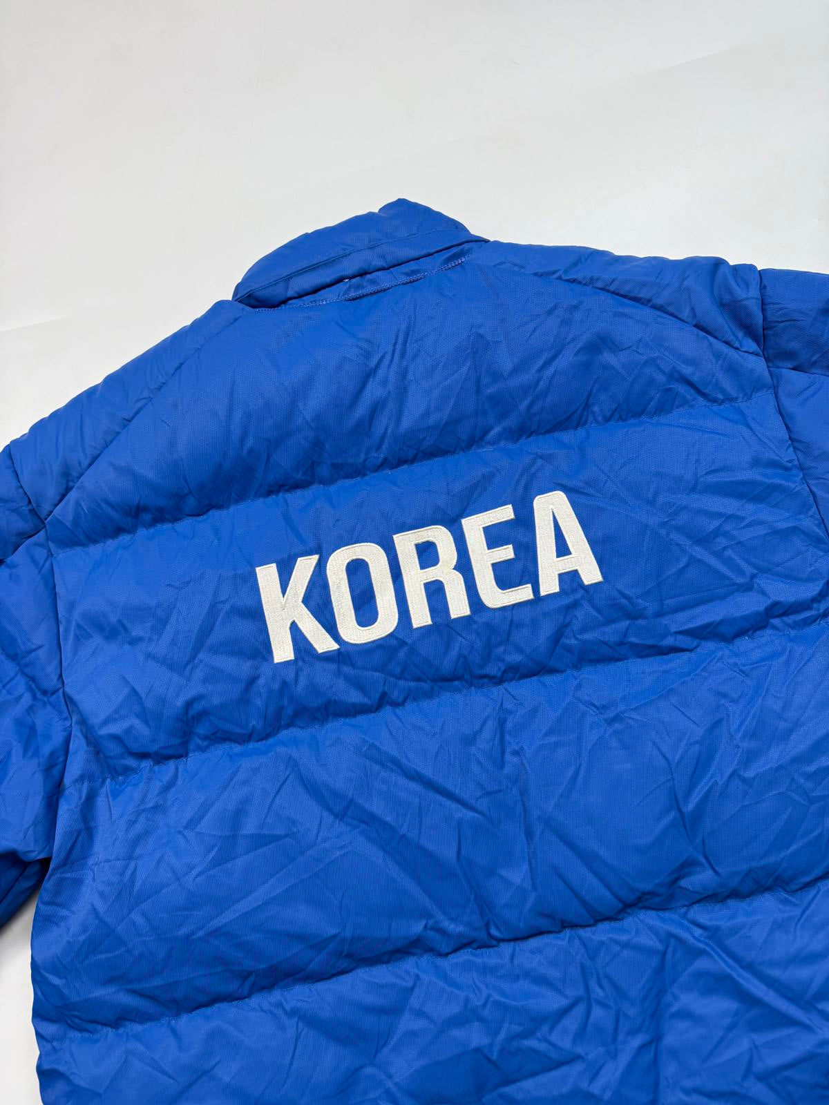 Vintage South Korea Nike puffer jacket (M)