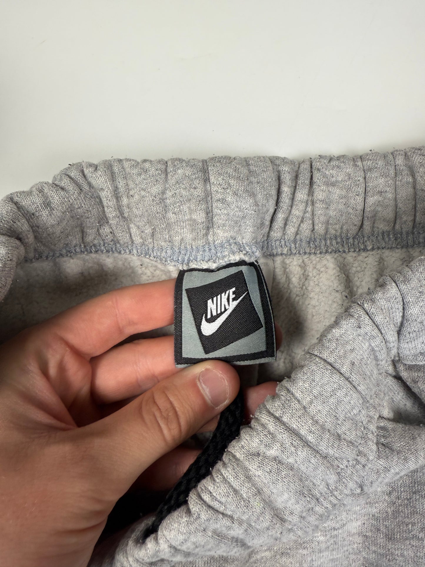 Vintage 90s Nike essentials joggers (M)