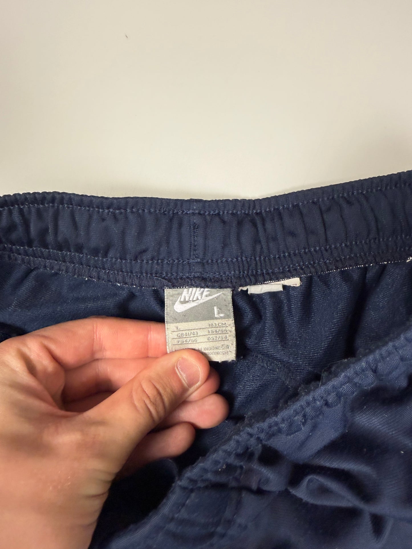 Vintage Nike side stripe baggy track pants (L)