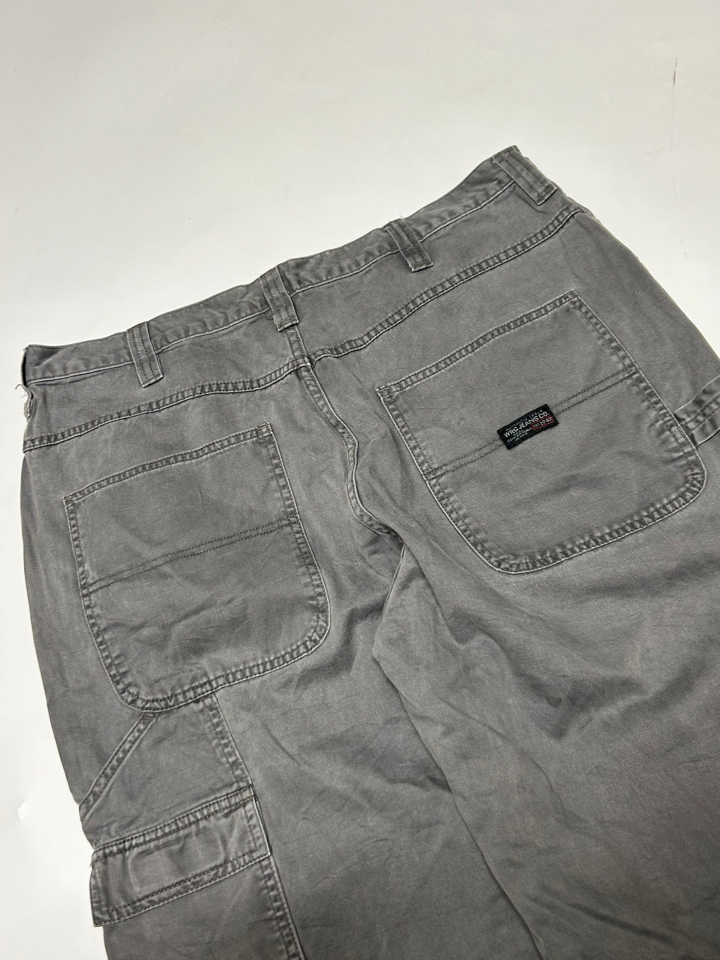 Vintage Wrangler baggy carpenter pants (W36)