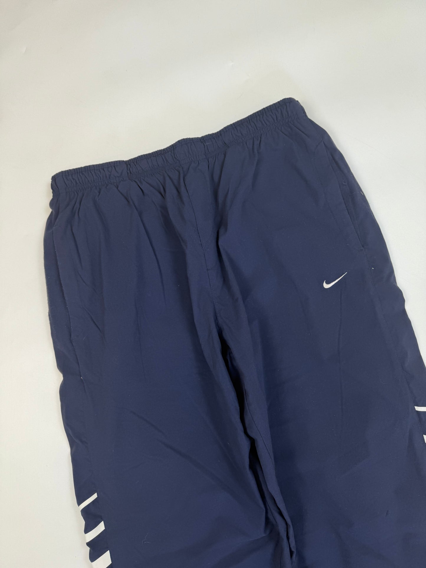 Vintage Nike baggy track pants (L)