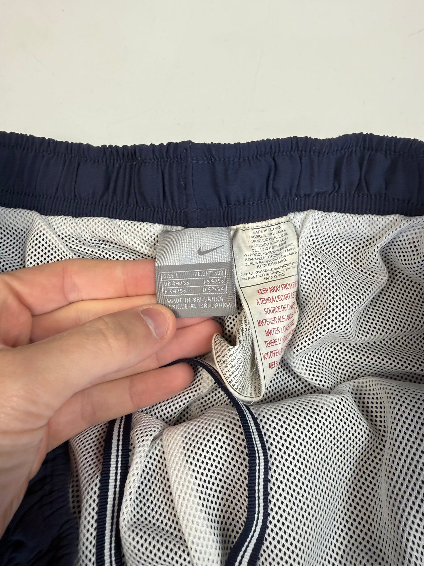 Vintage Nike baggy track pants (L)