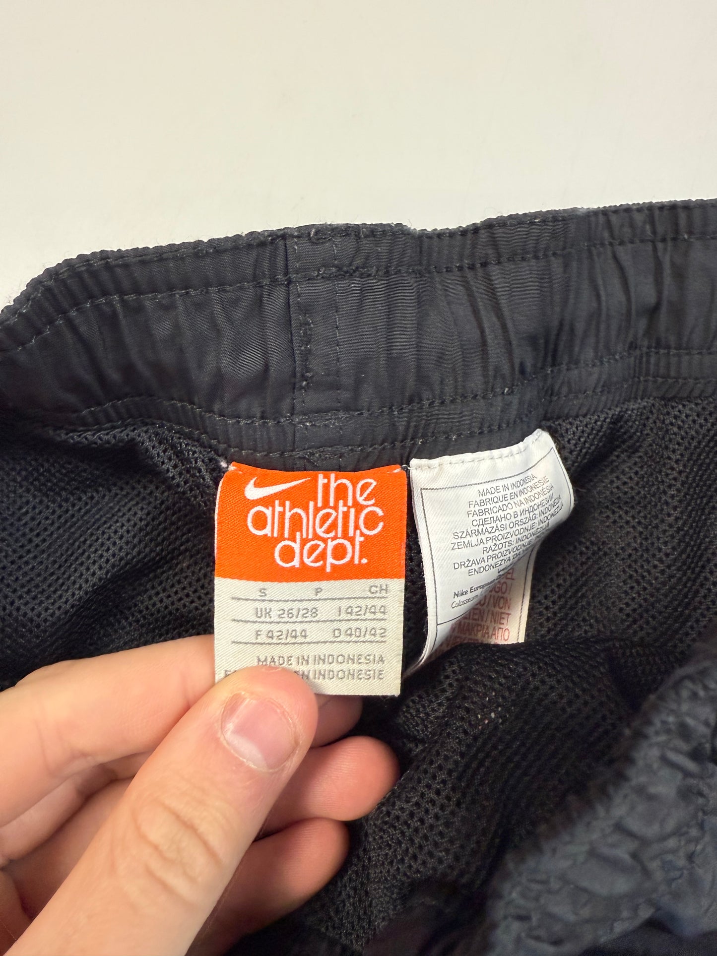 Vintage Nike air spell out track pants (S)