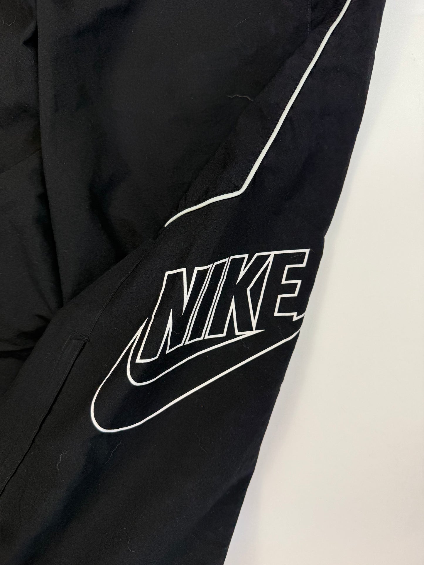 Vintage Nike baggy track pants (L)