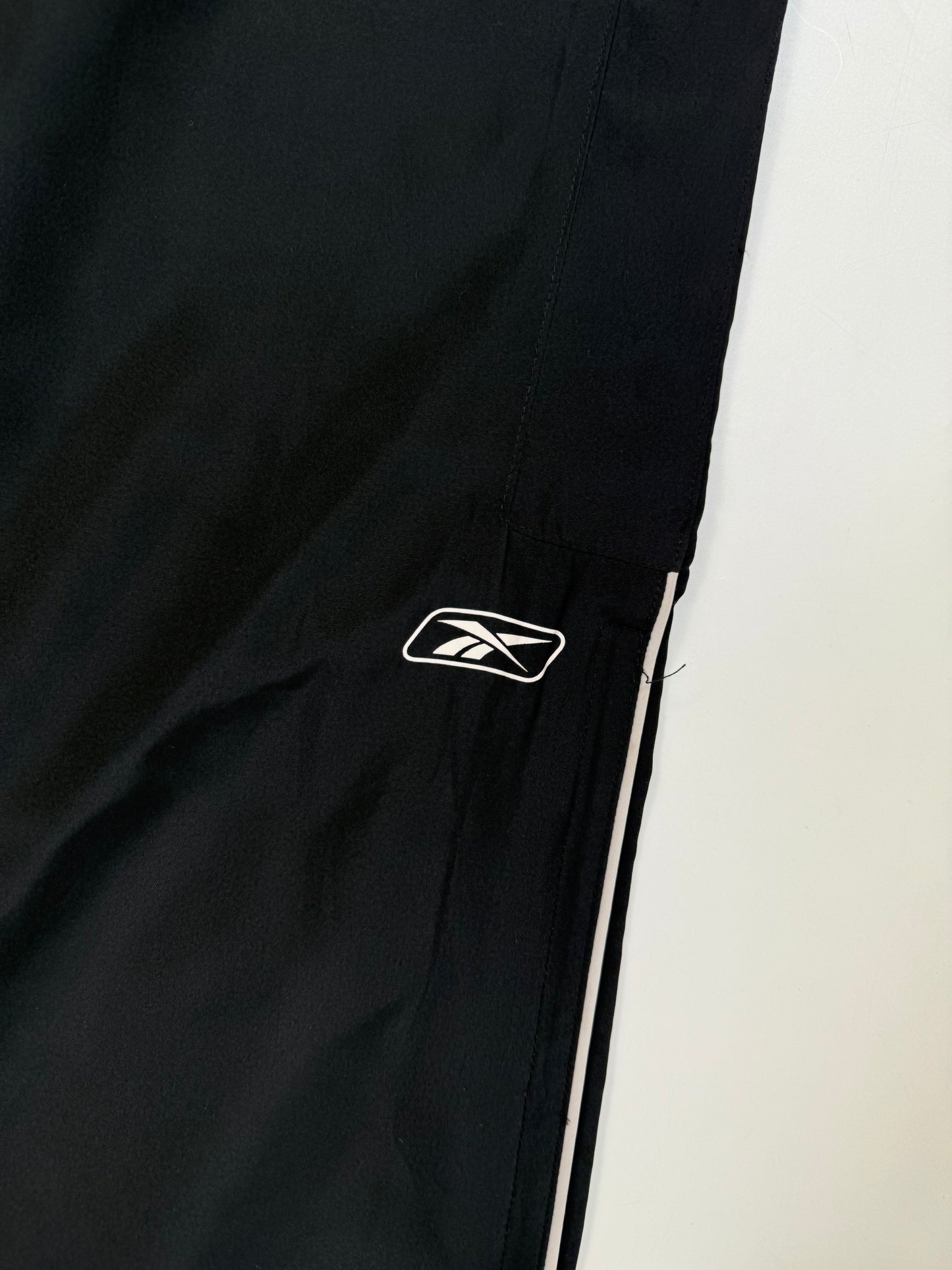 Vintage Reebok baggy track pants (S)