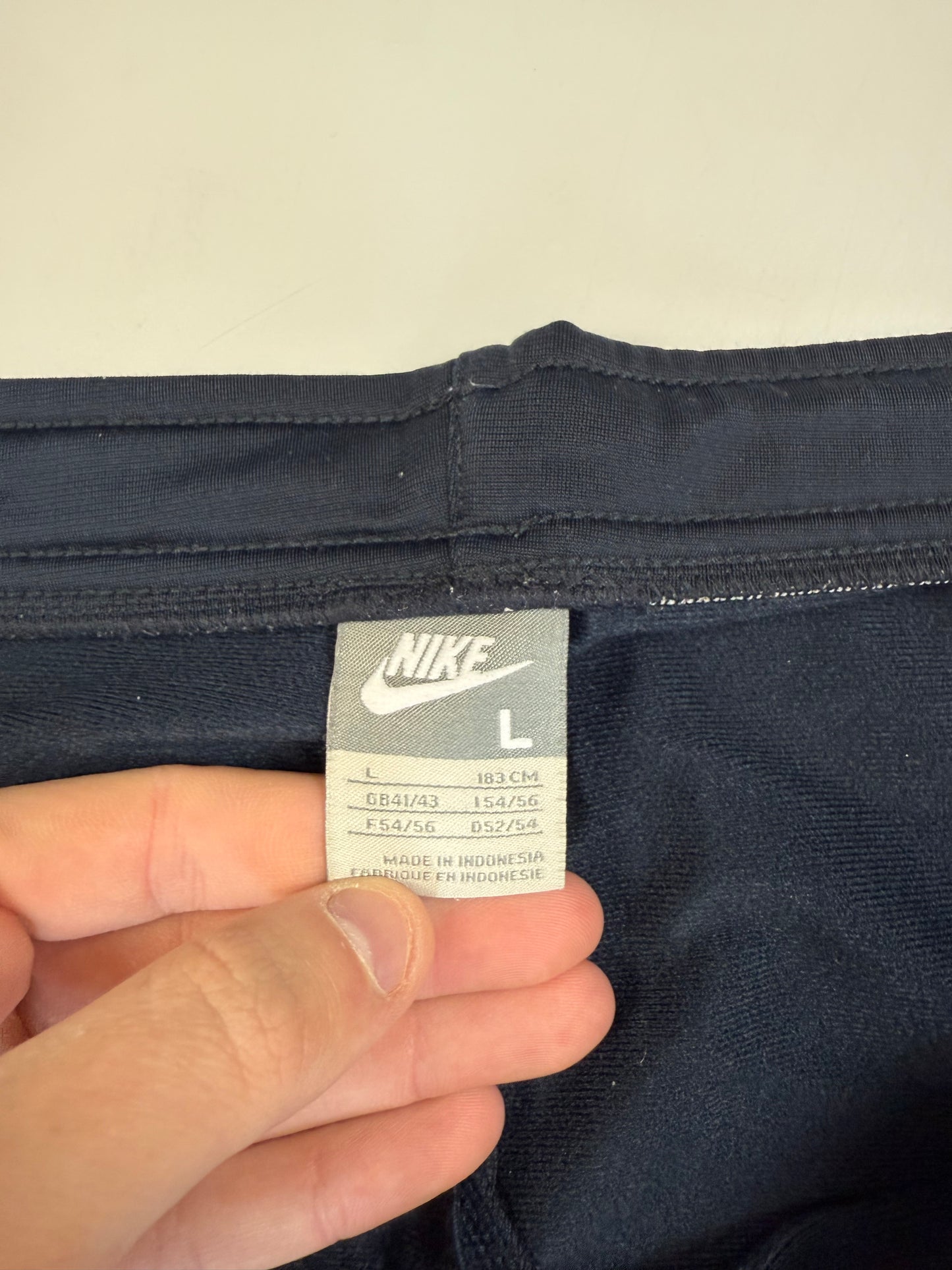 Vintage Nike baggy track pants (L)