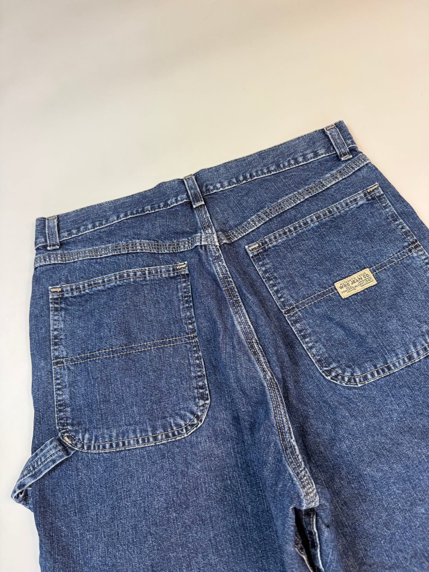 Vintage Wrangler baggy carpenter jorts (W32)
