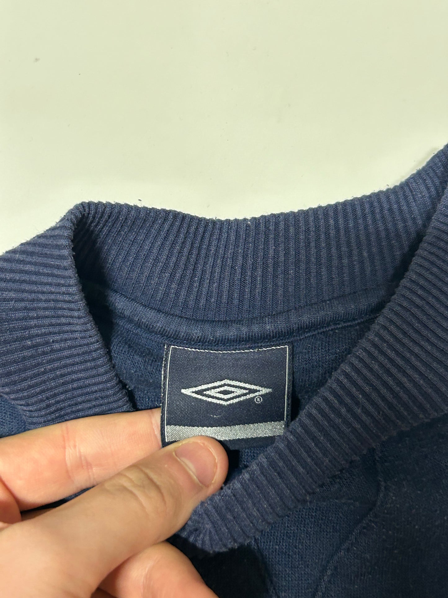 Vintage Umbro small logo sweatshirt (M)