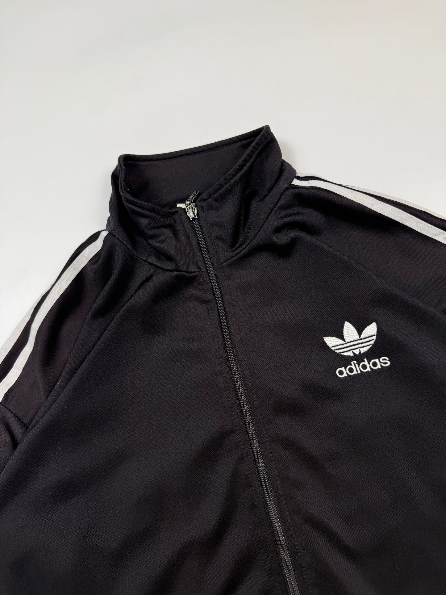 Vintage 90s Adidas originals track top (S)