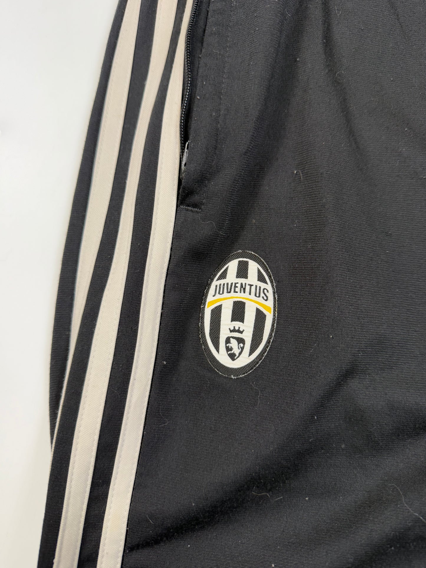 Juventus 2016/17 Adidas track pants (L)
