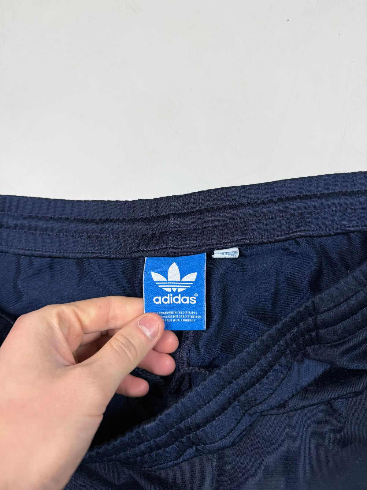 Vintage Adidas originals baggy track pants (L)