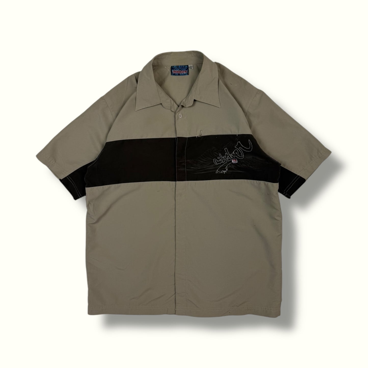 Vintage Quiksilver short sleeve shirt (L)