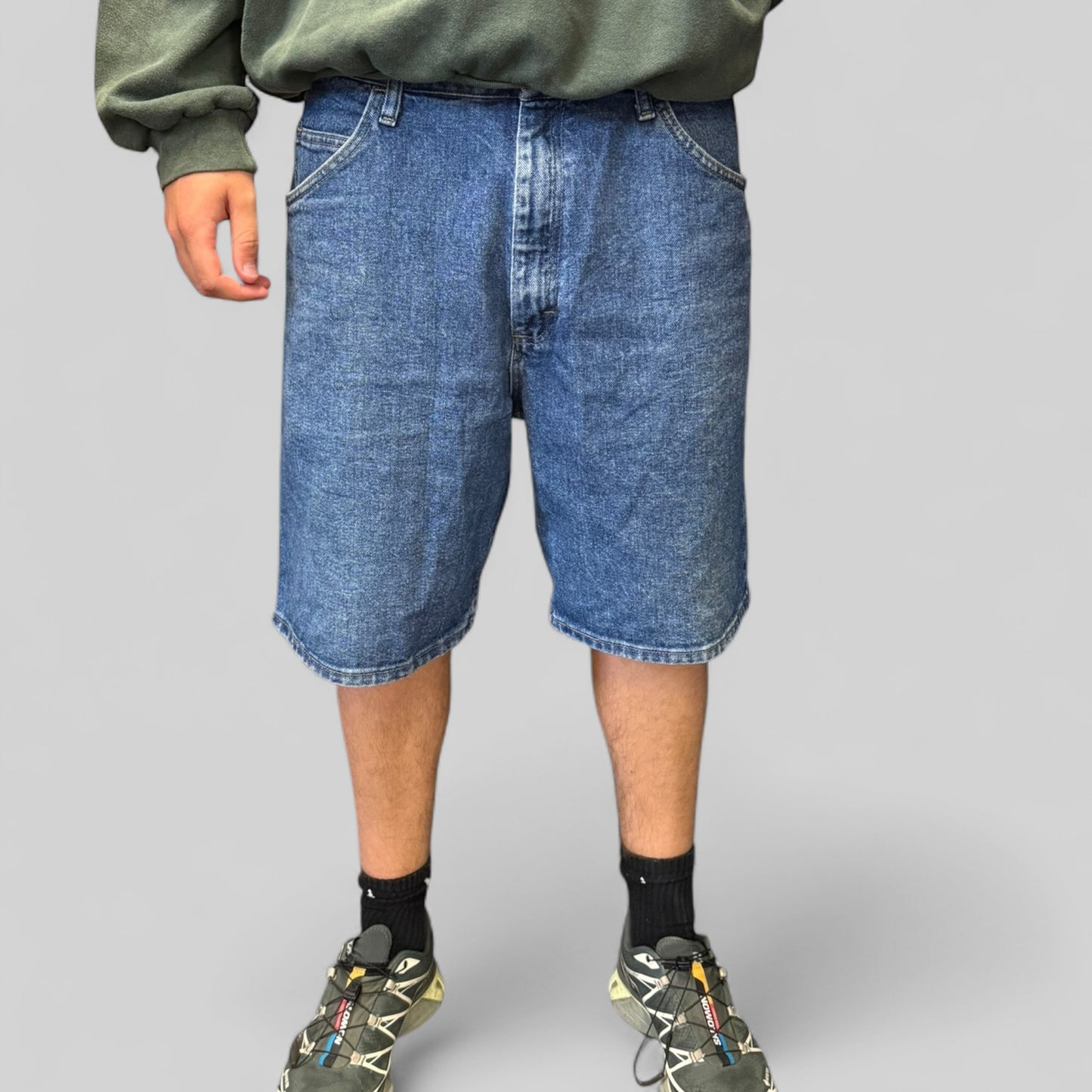 Vintage Wrangler baggy jorts (W36)