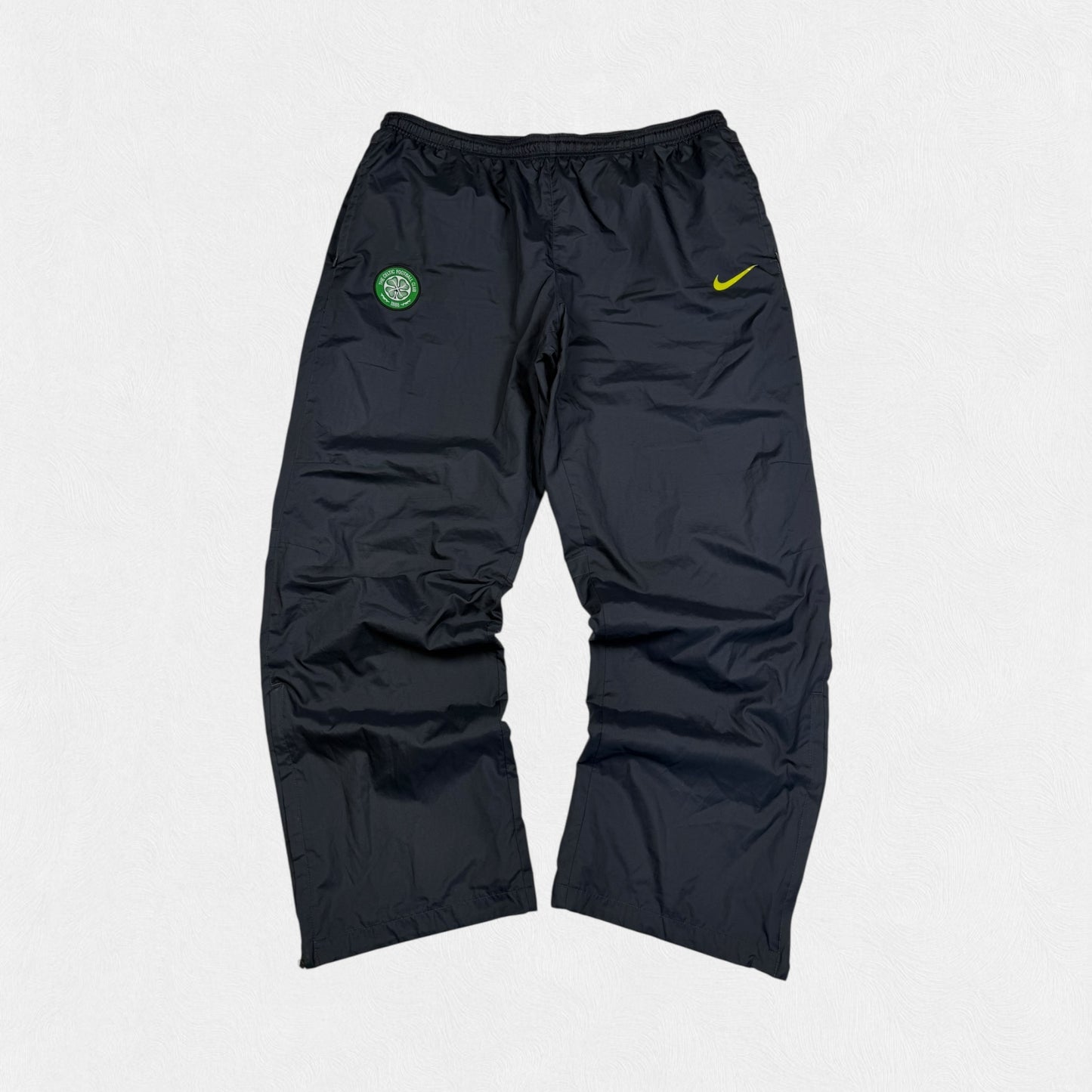 Celtic 2011/12 Nike baggy football track pants (XL)