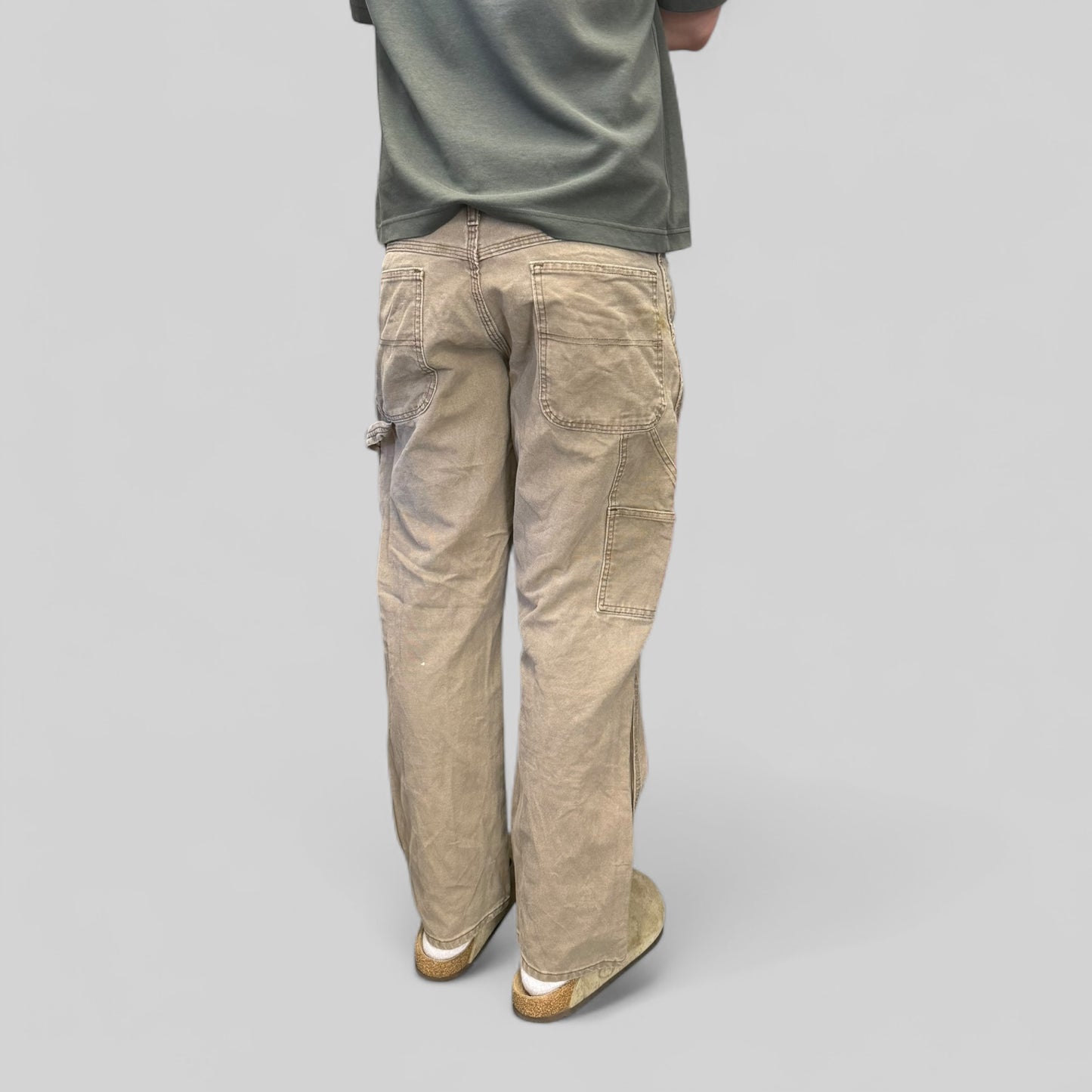 Vintage Wrangler baggy carpenter pants (W32)