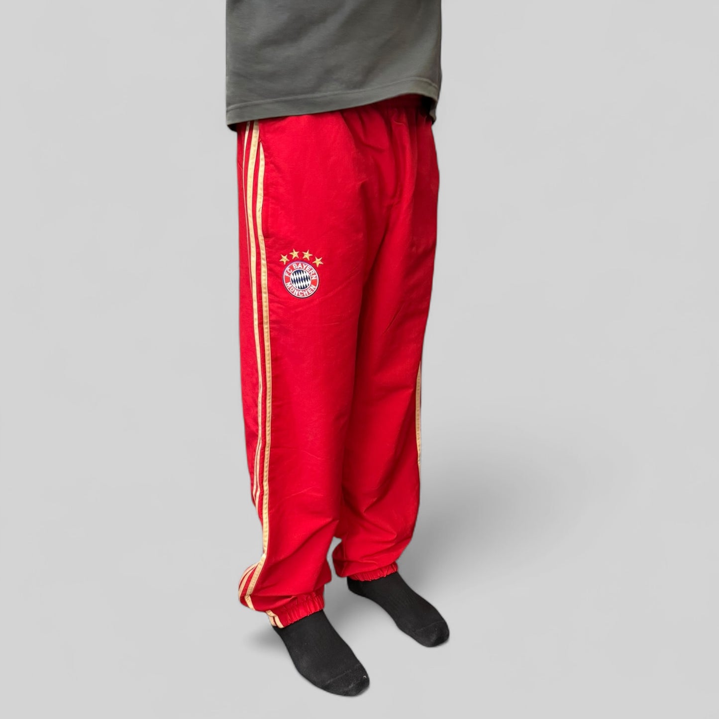Bayern Munich 2011/12 Adidas baggy football track pants (L)
